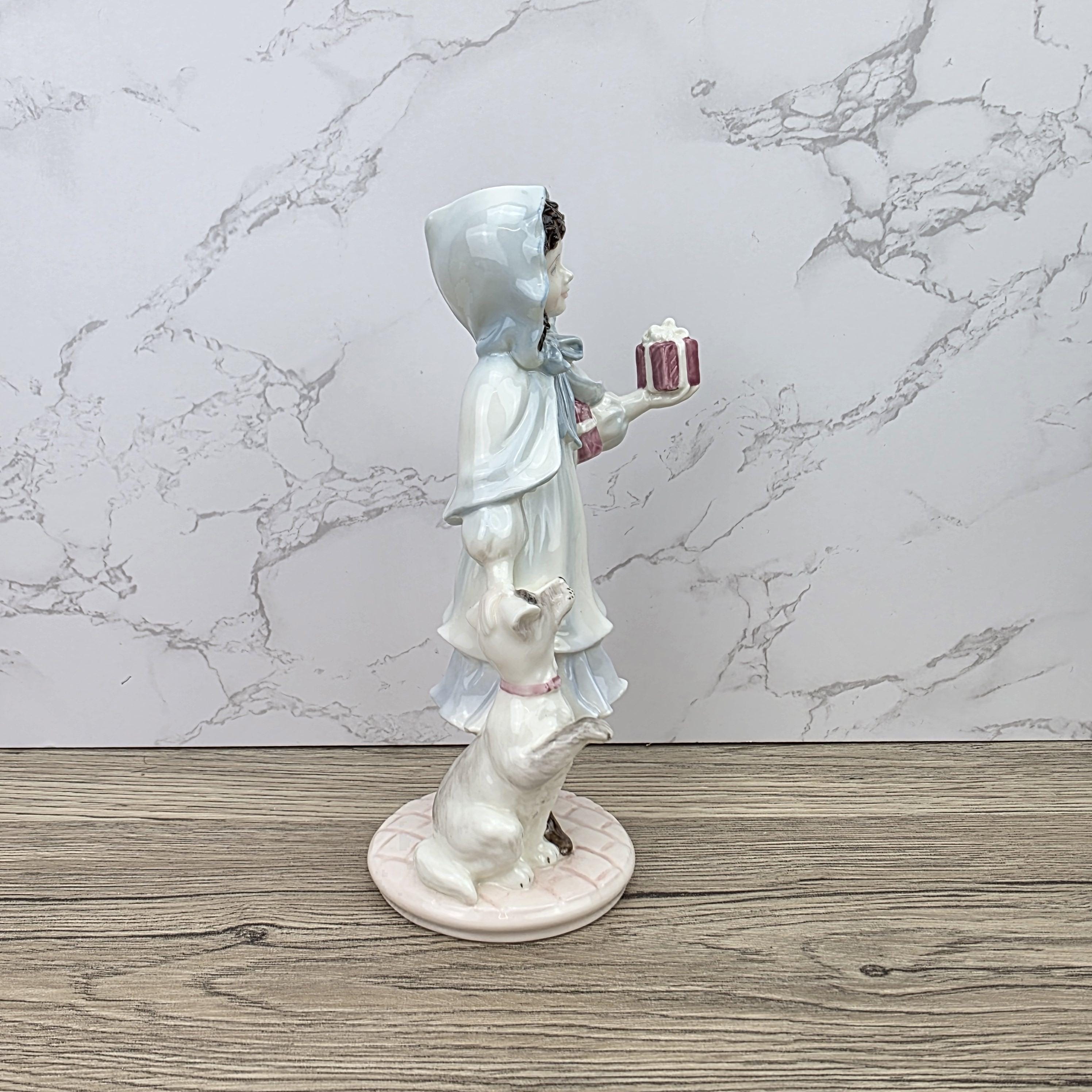 Coalport A Present For Grandma 1994 Limited Edition Figurine No 315 With Certificate Porcelain Figure