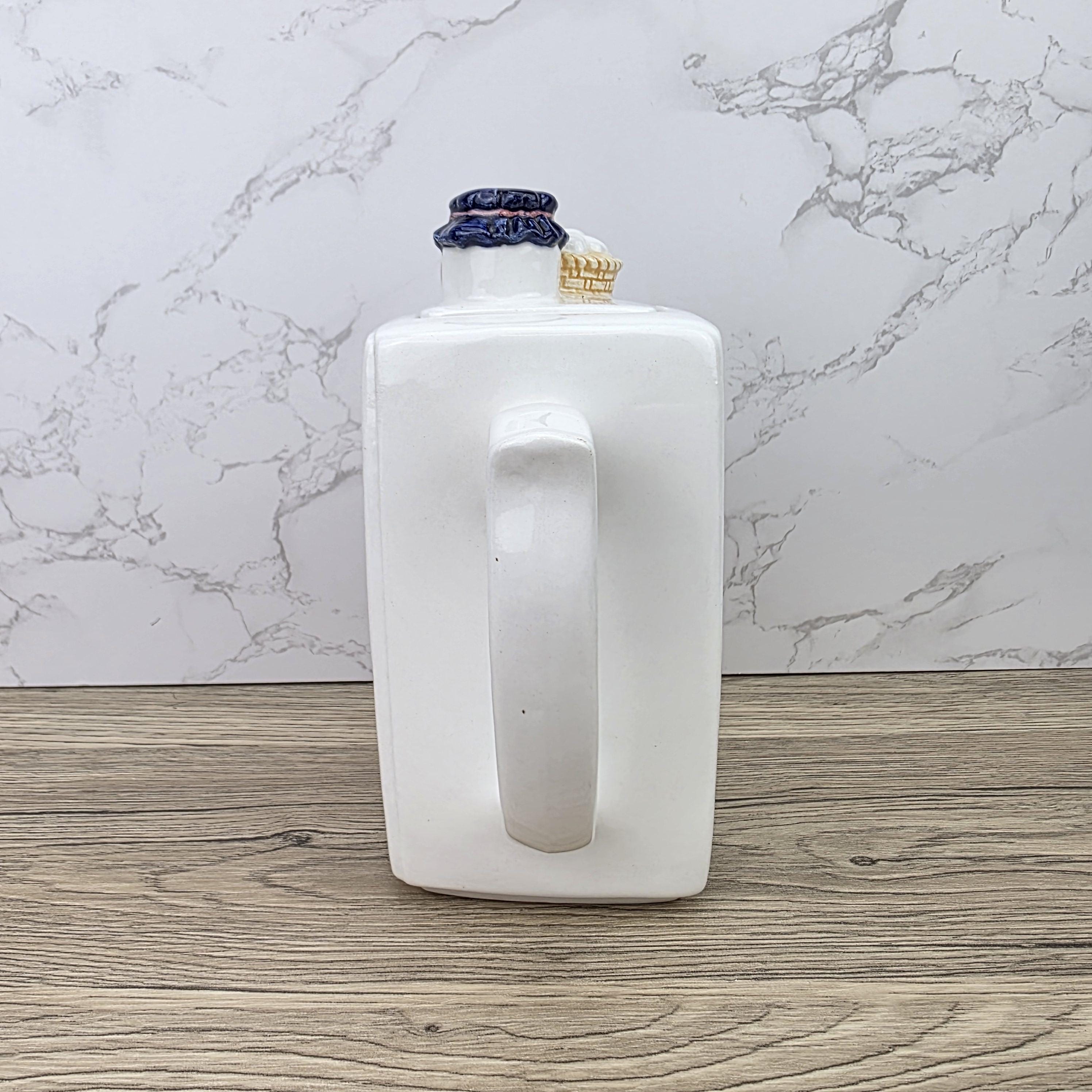 Ceramic Retro Refrigerator Teapot with Jam Lid Design | Vintage Kitchen Decor Collectible Display Piece