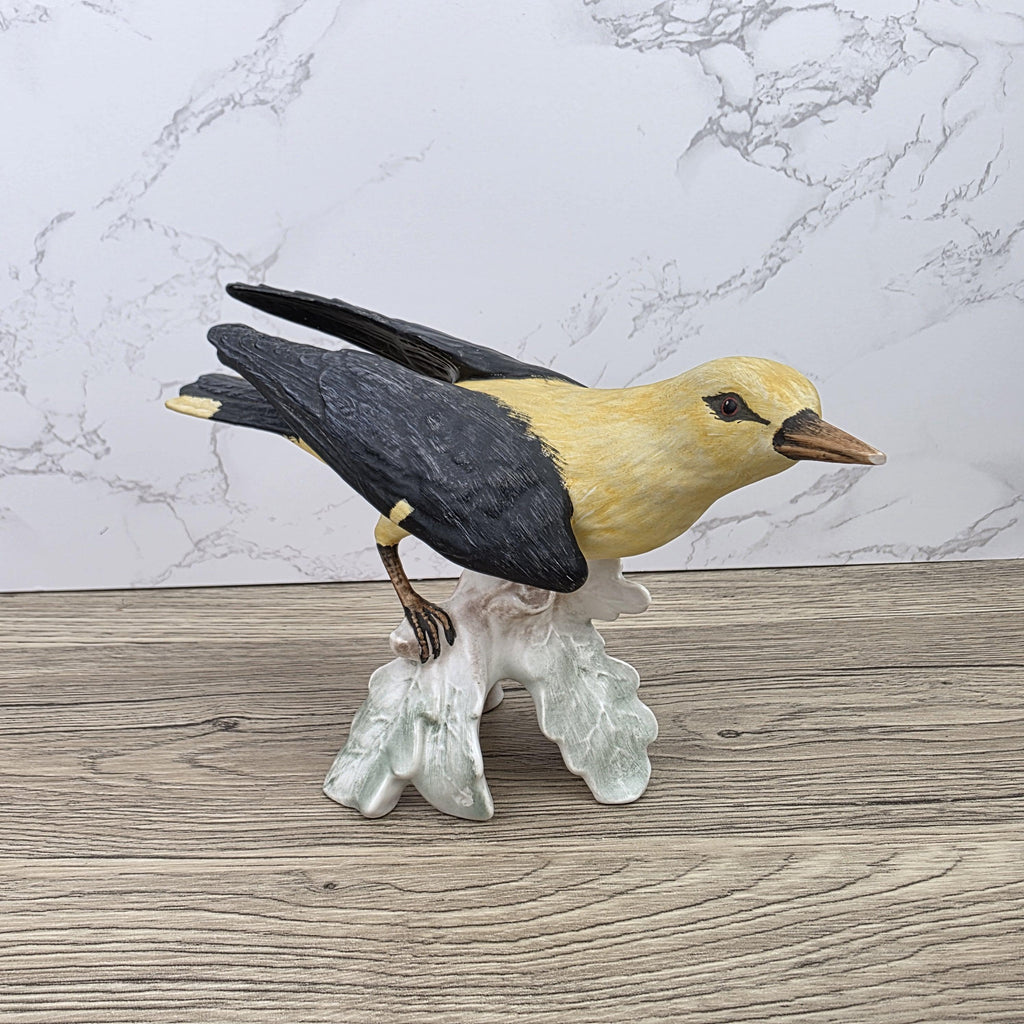 Goebel Golden Oriole Bird Figurine CV89 | West Germany Porcelain | Vintage Wildlife Sculpture Decor Collectible