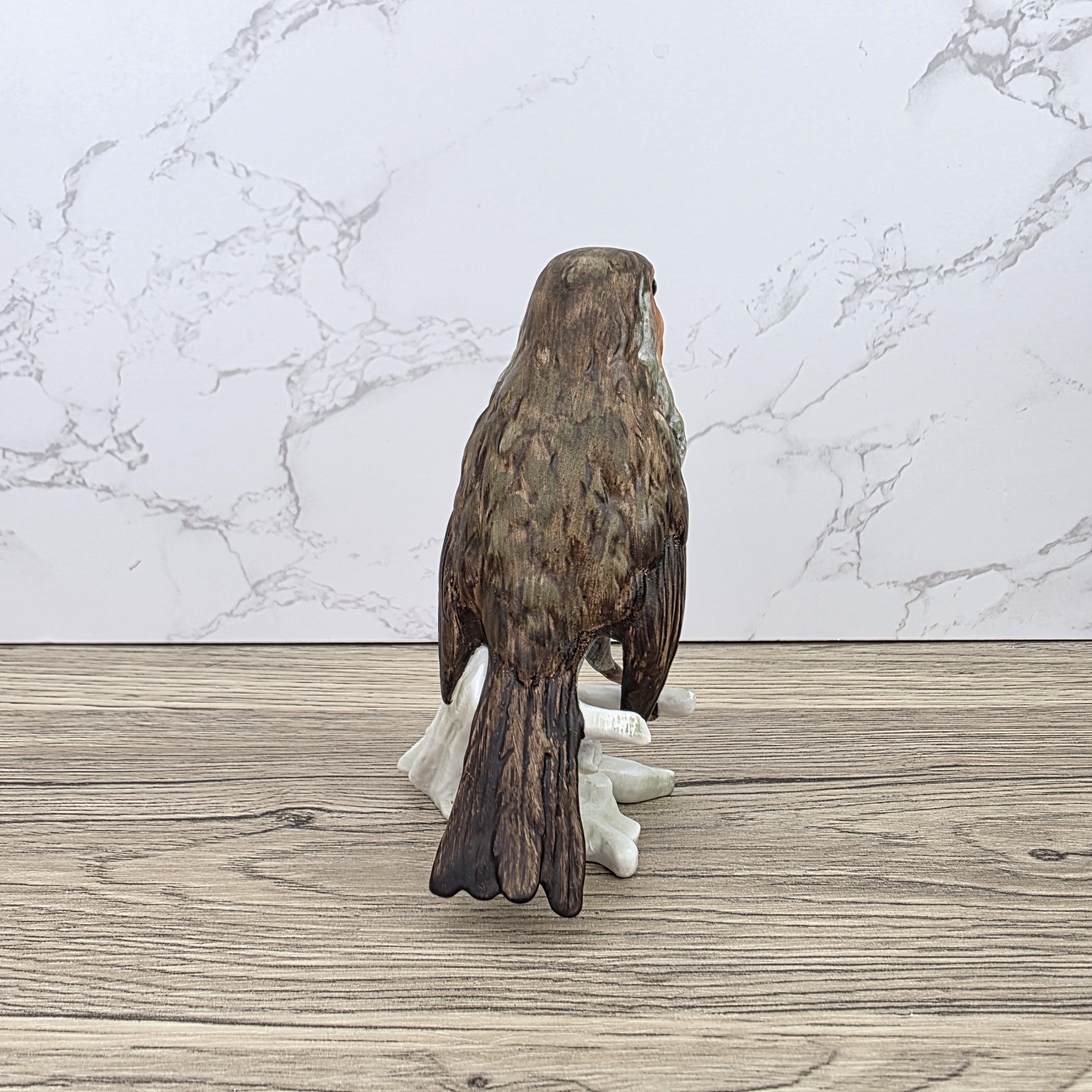 Goebel Robin Bird Figurine Rotkehlchen | Hummel W Germany Porcelain Songbird on Branch Base Sculpture