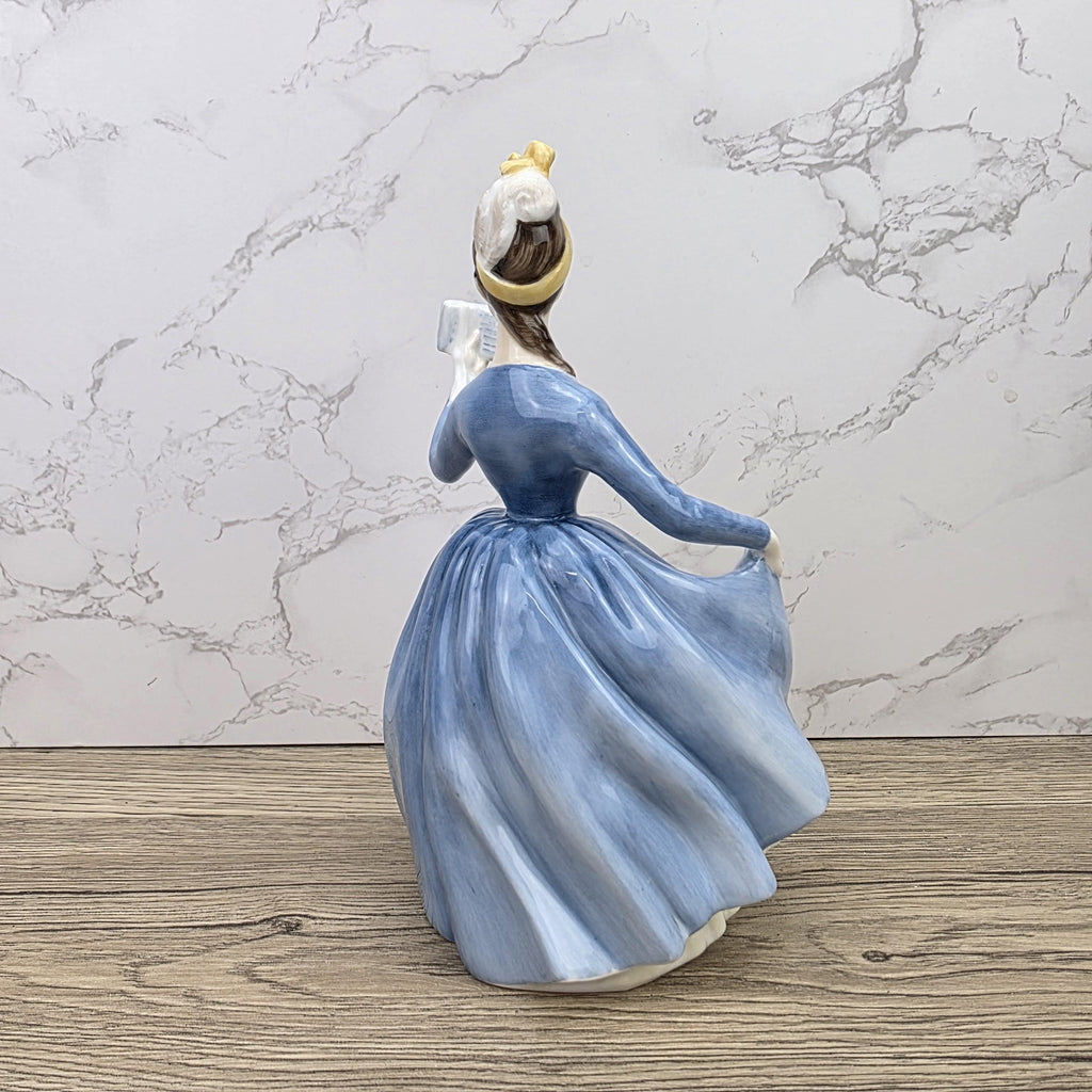 Royal Doulton Leading Lady HN2269 Porcelain Lady Figurine Hand Decorated England Collectible Display Piece