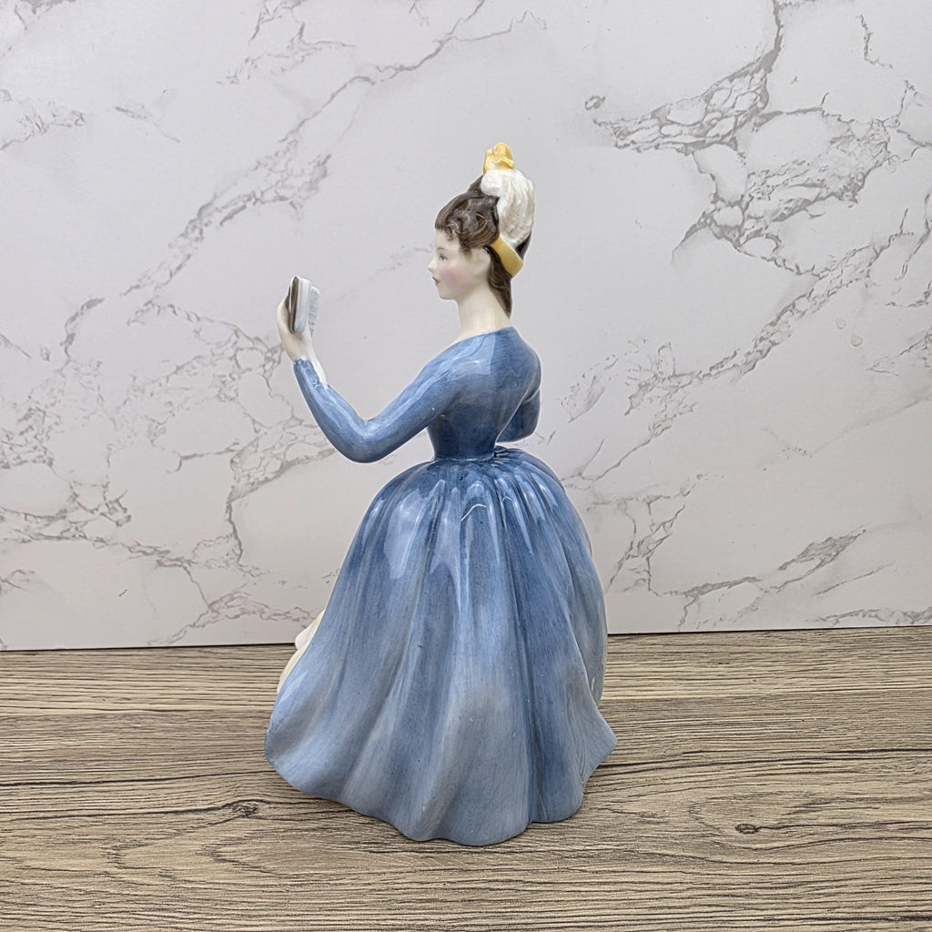 Royal Doulton Leading Lady HN2269 Porcelain Lady Figurine Hand Decorated England Collectible Display Piece