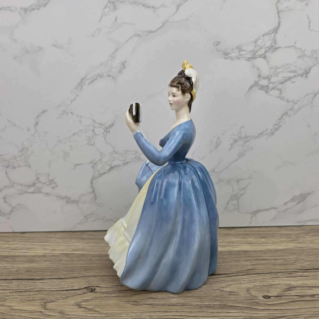 Royal Doulton Leading Lady HN2269 Porcelain Lady Figurine Hand Decorated England Collectible Display Piece