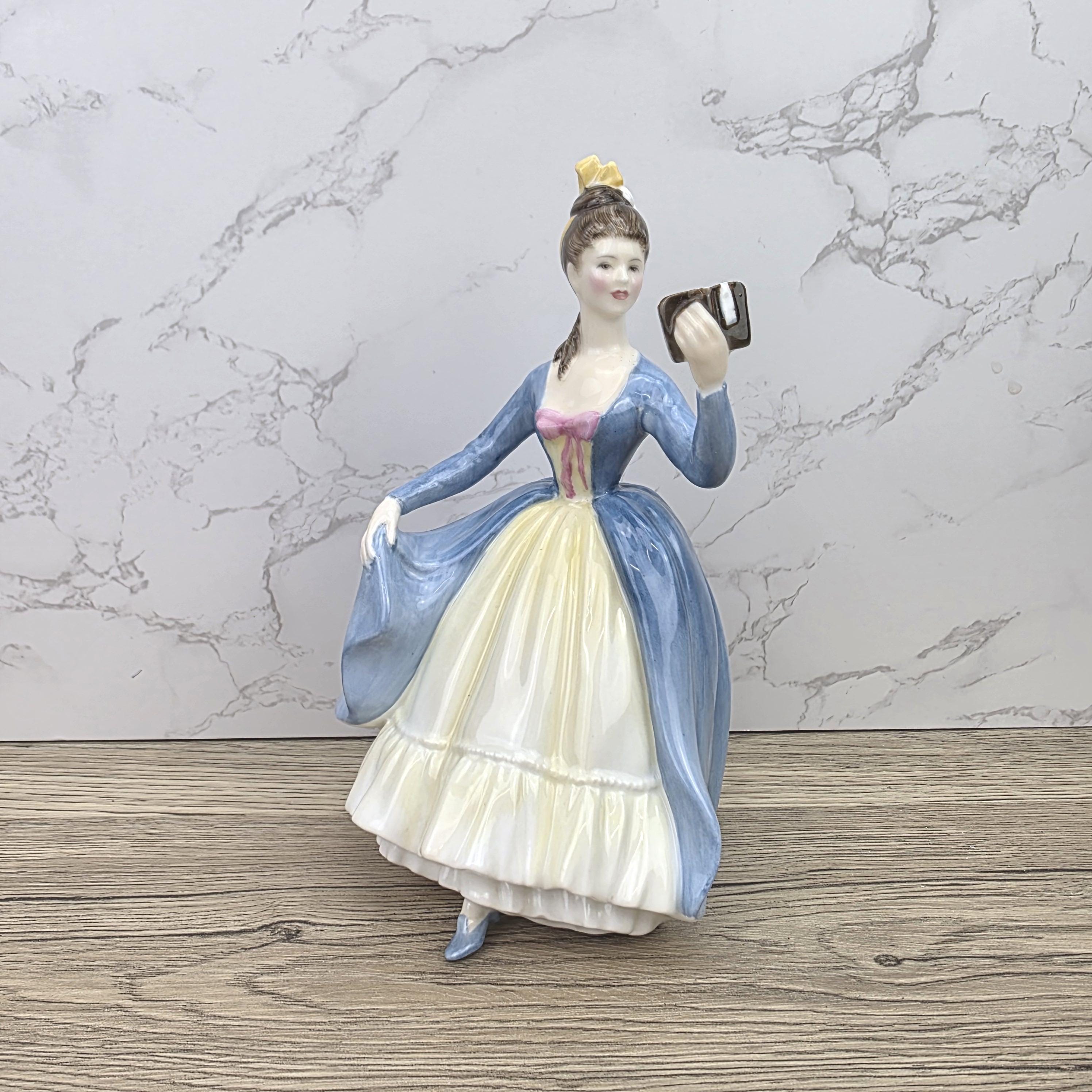 Royal Doulton Leading Lady HN2269 Porcelain Lady Figurine Hand Decorated England Collectible Display Piece