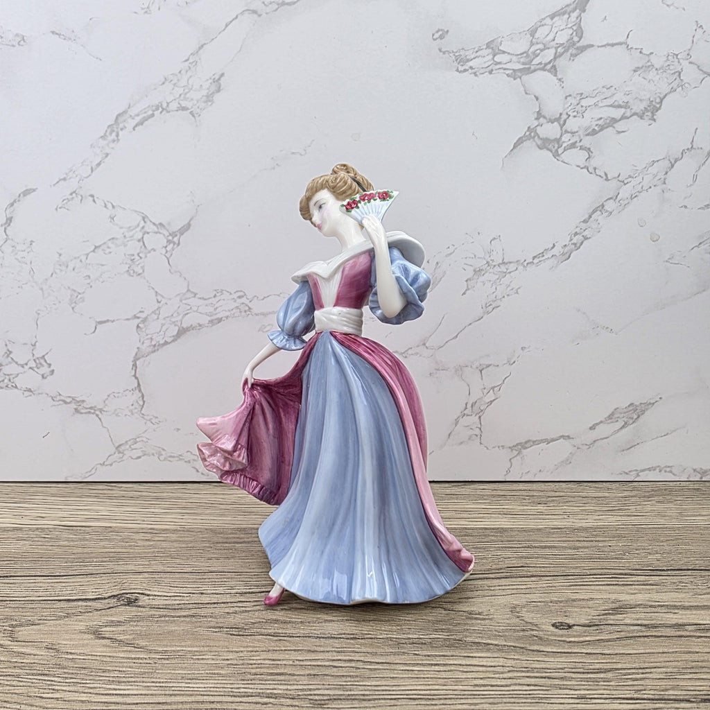 Royal Doulton Pretty Ladies Amy HN4782 Porcelain Lady Figurine Hand Decorated England Collectible