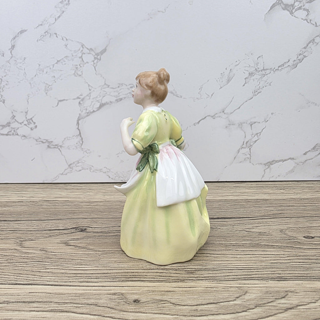 Porcelain Lady Figurine Royal Doulton Young Melody HN3654 Hand Decorated England 1994 Collectible