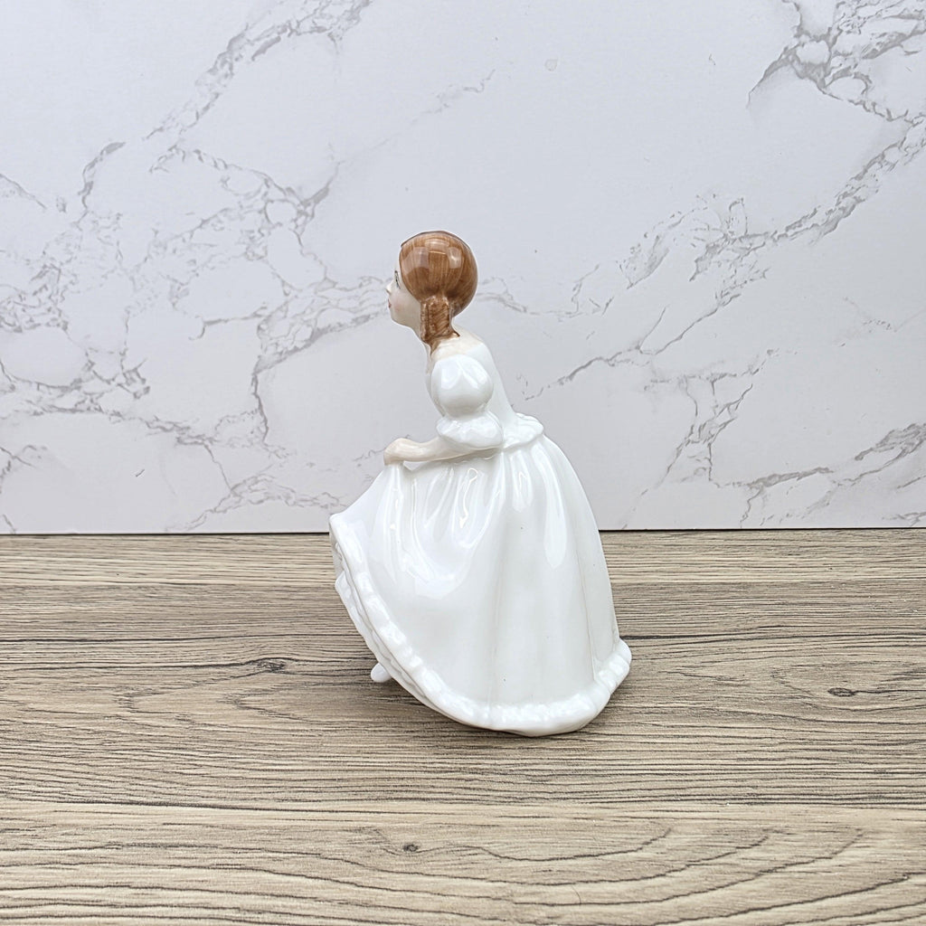 Vintage Royal Doulton Lynsey HN3043 Porcelain Girl Figurine Hand Decorated England 1984 Bone China