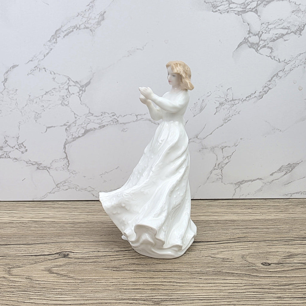 Royal Doulton Sentiments Thank You HN3390 Porcelain Lady Figurine Bone China England 1991