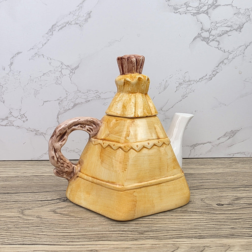 Figurative Tent Teapot Folk Art Ceramic Decorative Collectible Display Piece Vintage Style Ornamental