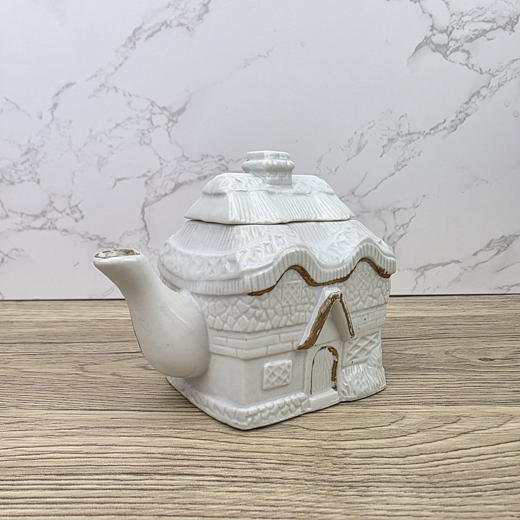 Ceramic Cottage House Teapot Vintage White House Novelty Tea Pot Country Kitchen Collectible