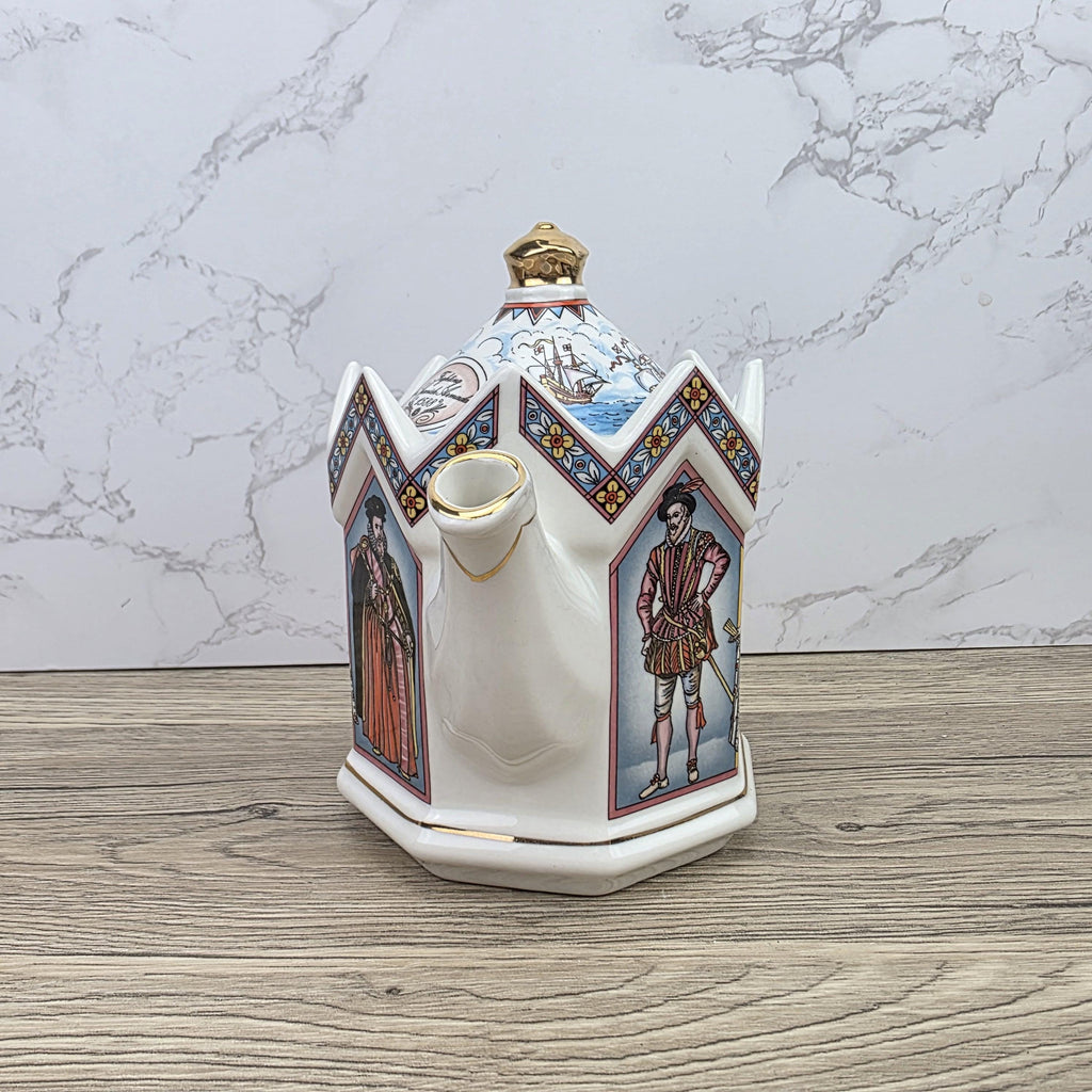 Sadler Elizabeth I Teapot Fighting Spanish Armada 1588 Ceramic Collectible Teapot Made in England