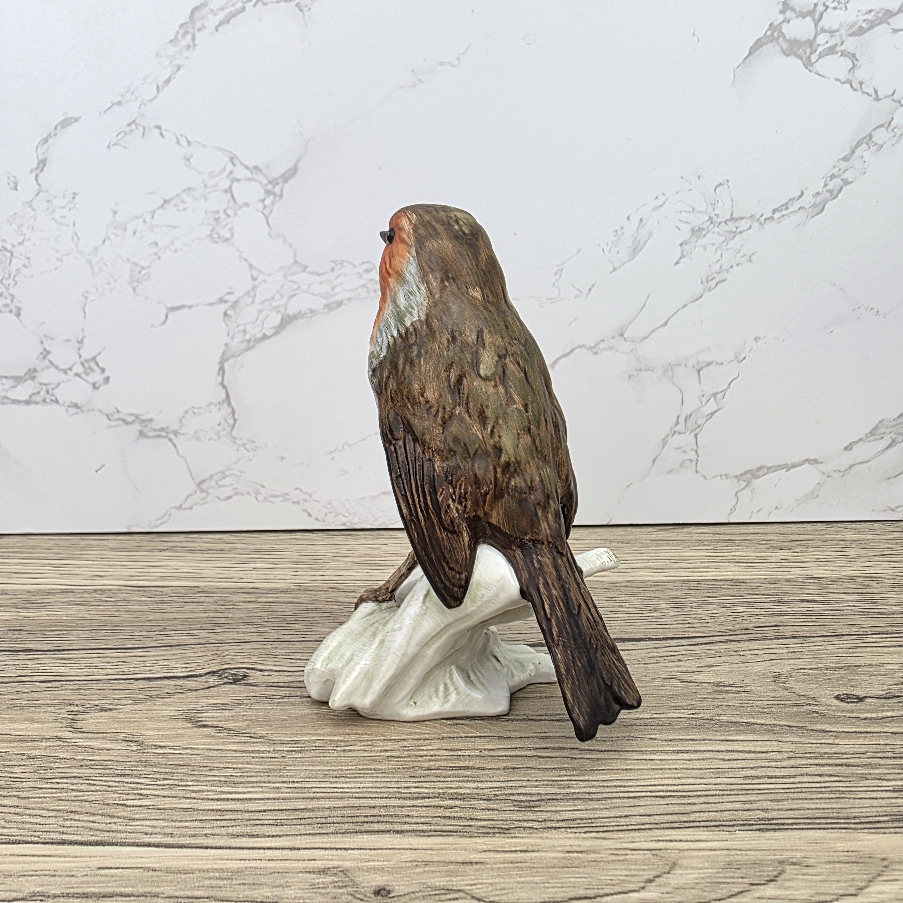 Goebel Robin Bird Figurine Rotkehlchen | Hummel W Germany Porcelain Songbird on Branch Base Sculpture