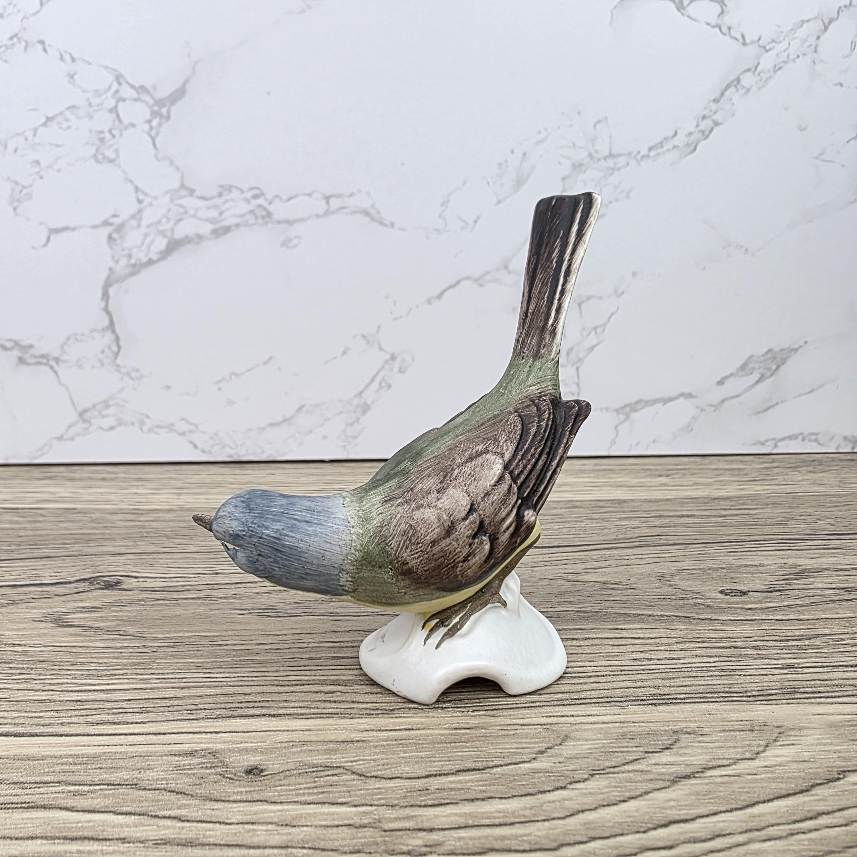 Goebel Hummel Bird Figurine CV32 | West Germany Hand Painted Porcelain Miniature Sculpture Decor