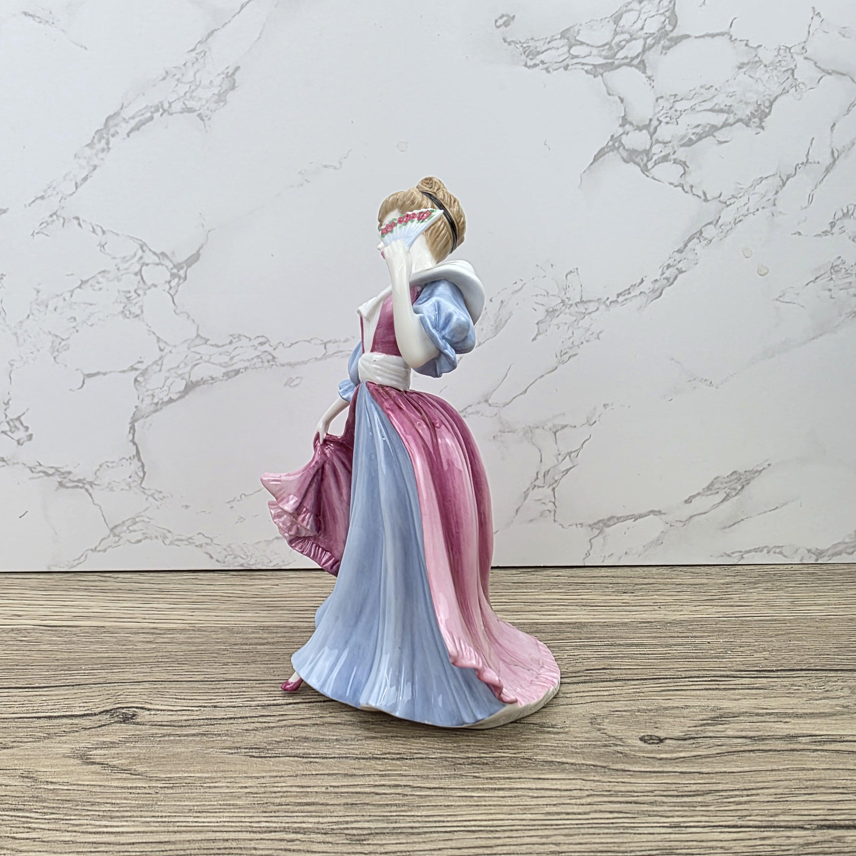 Royal Doulton Pretty Ladies Amy HN4782 Porcelain Lady Figurine Hand Decorated England Collectible