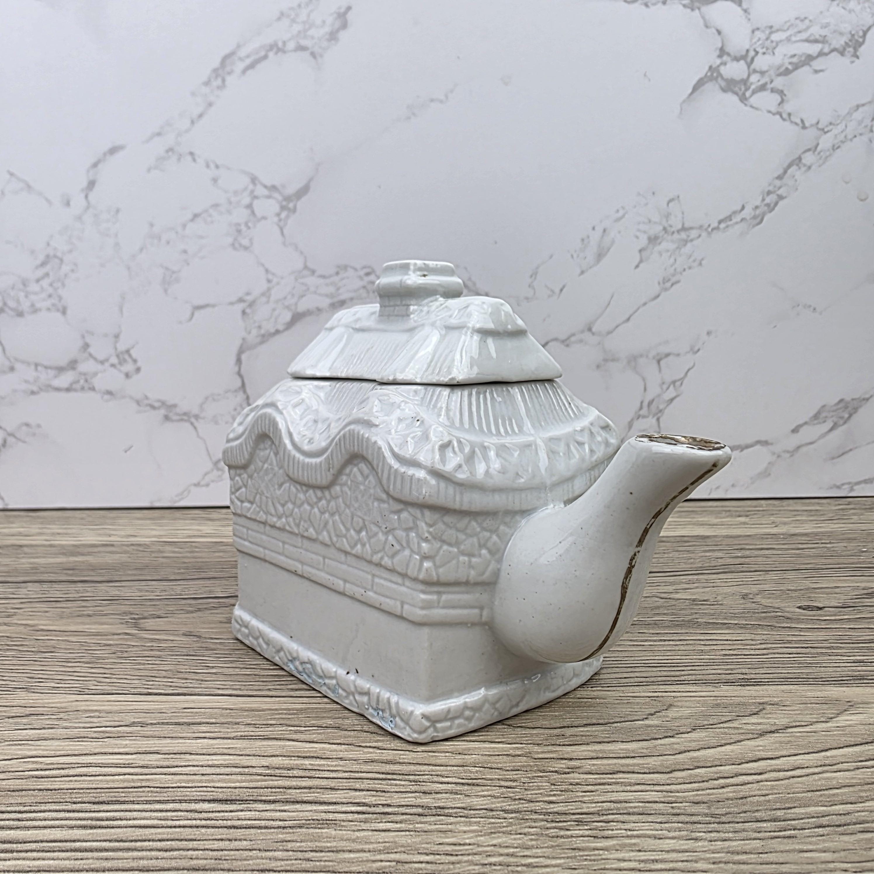 Ceramic Cottage House Teapot Vintage White House Novelty Tea Pot Country Kitchen Collectible