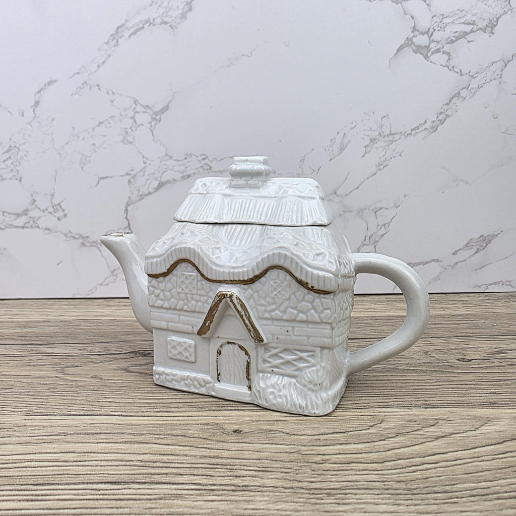 Ceramic Cottage House Teapot Vintage White House Novelty Tea Pot Country Kitchen Collectible