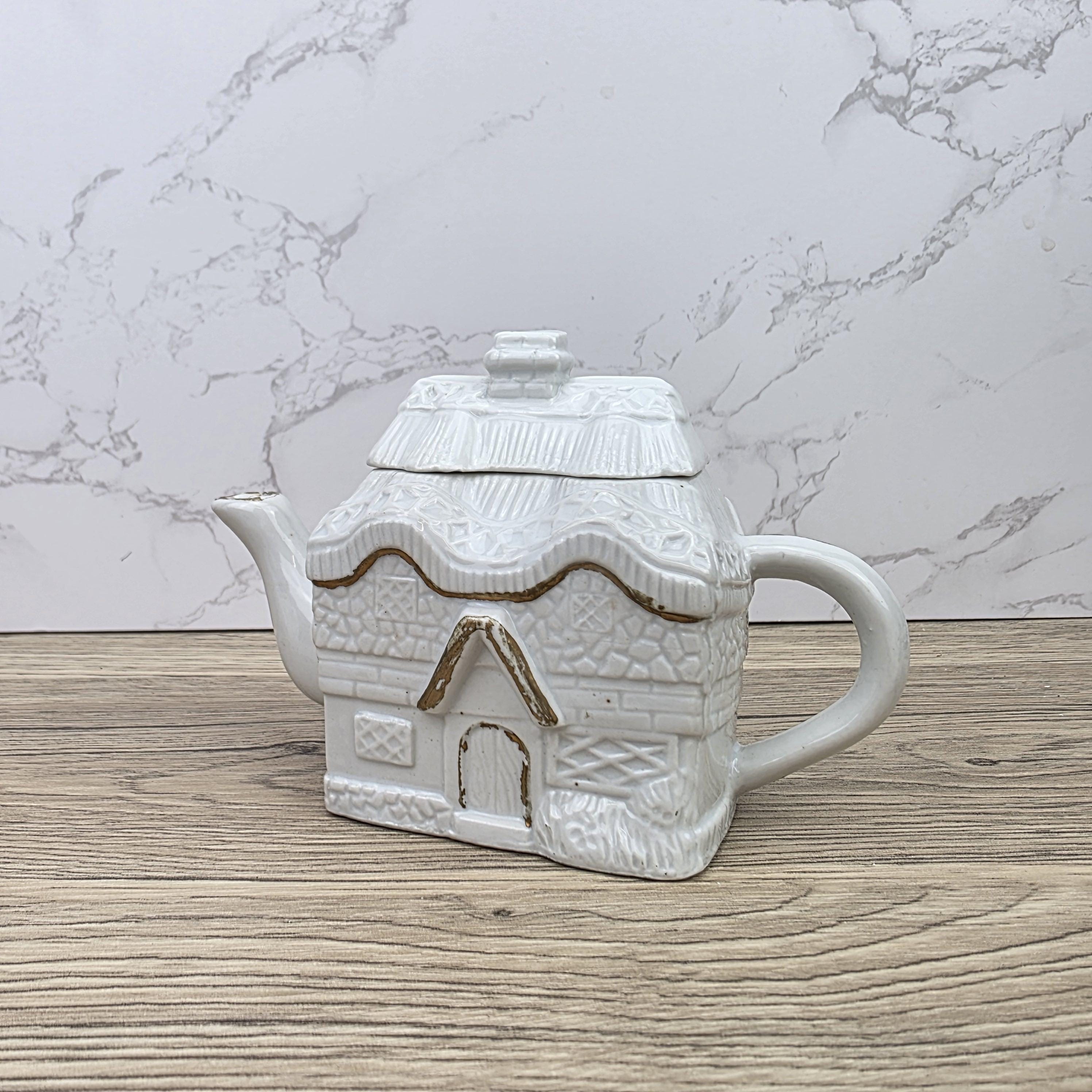 Ceramic Cottage House Teapot Vintage White House Novelty Tea Pot Country Kitchen Collectible