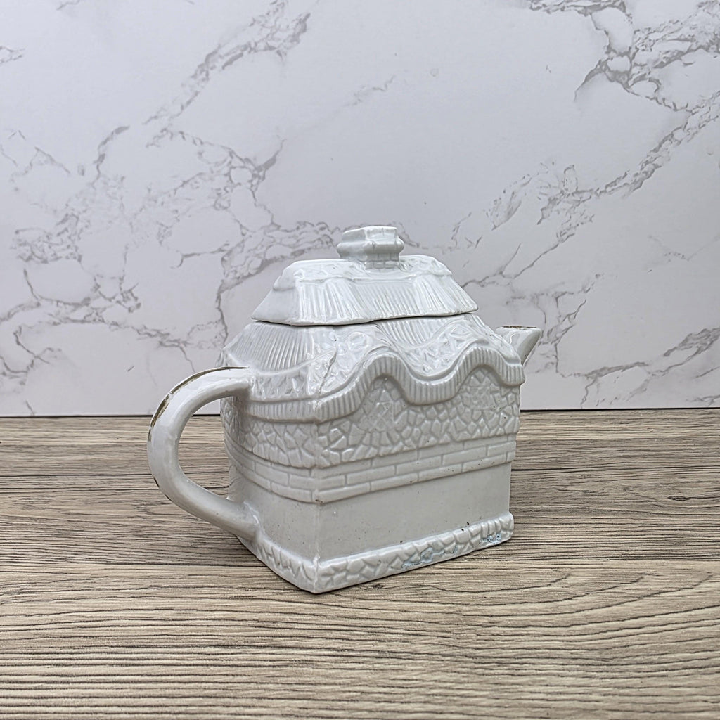 Ceramic Cottage House Teapot Vintage White House Novelty Tea Pot Country Kitchen Collectible
