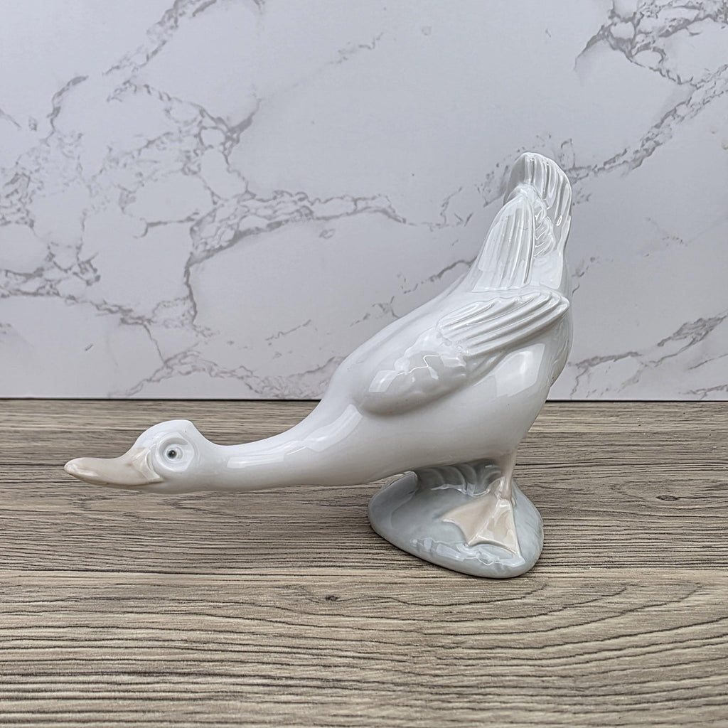 Nao by Lladró Porcelain Swan Figurine Made in Spain | Vintage Bird Sculpture Decor Piece