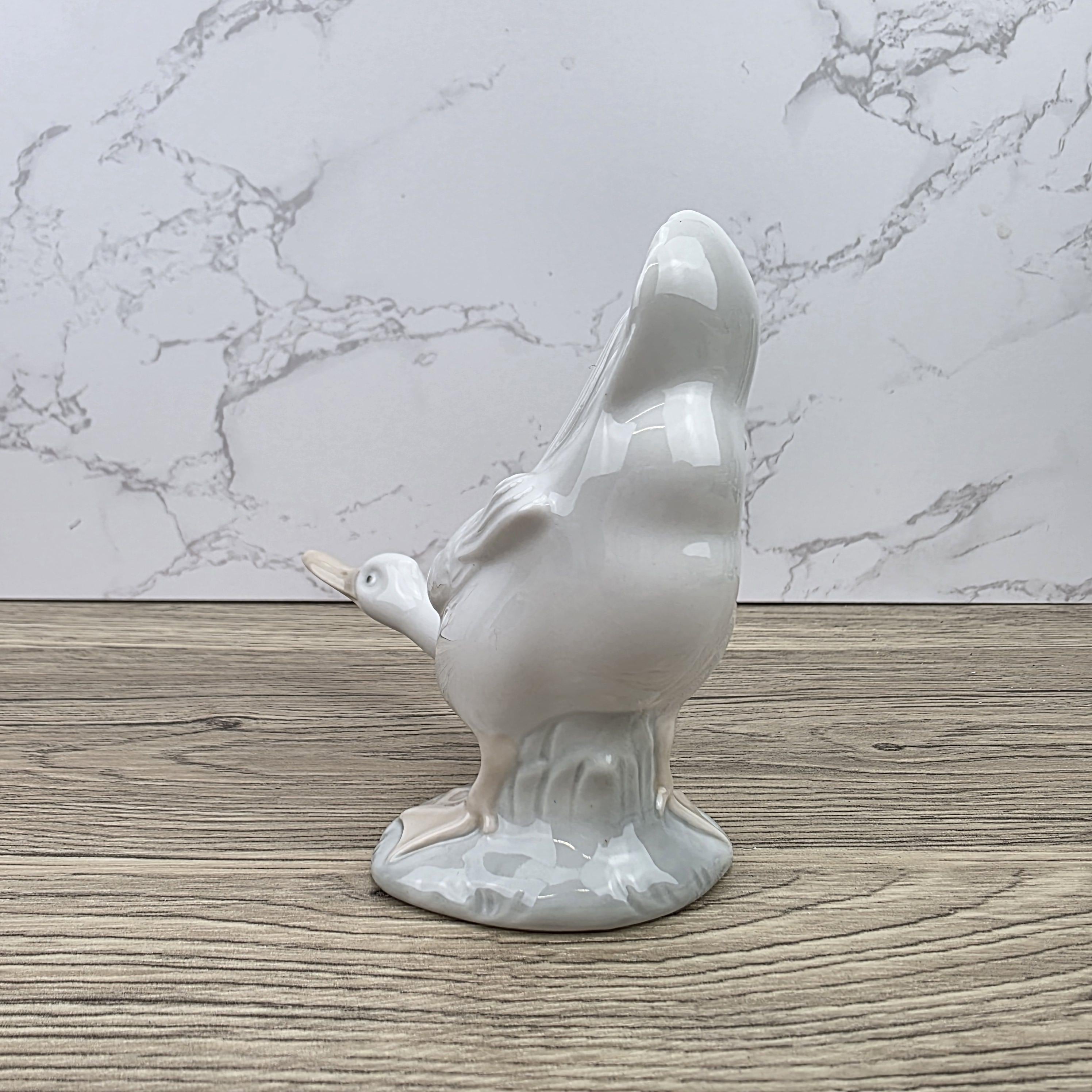 Nao by Lladró Porcelain Swan Figurine Made in Spain | Vintage Bird Sculpture Decor Piece