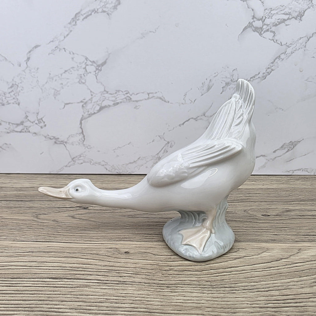 Nao by Lladró Porcelain Swan Figurine Made in Spain | Vintage Bird Sculpture Decor Piece