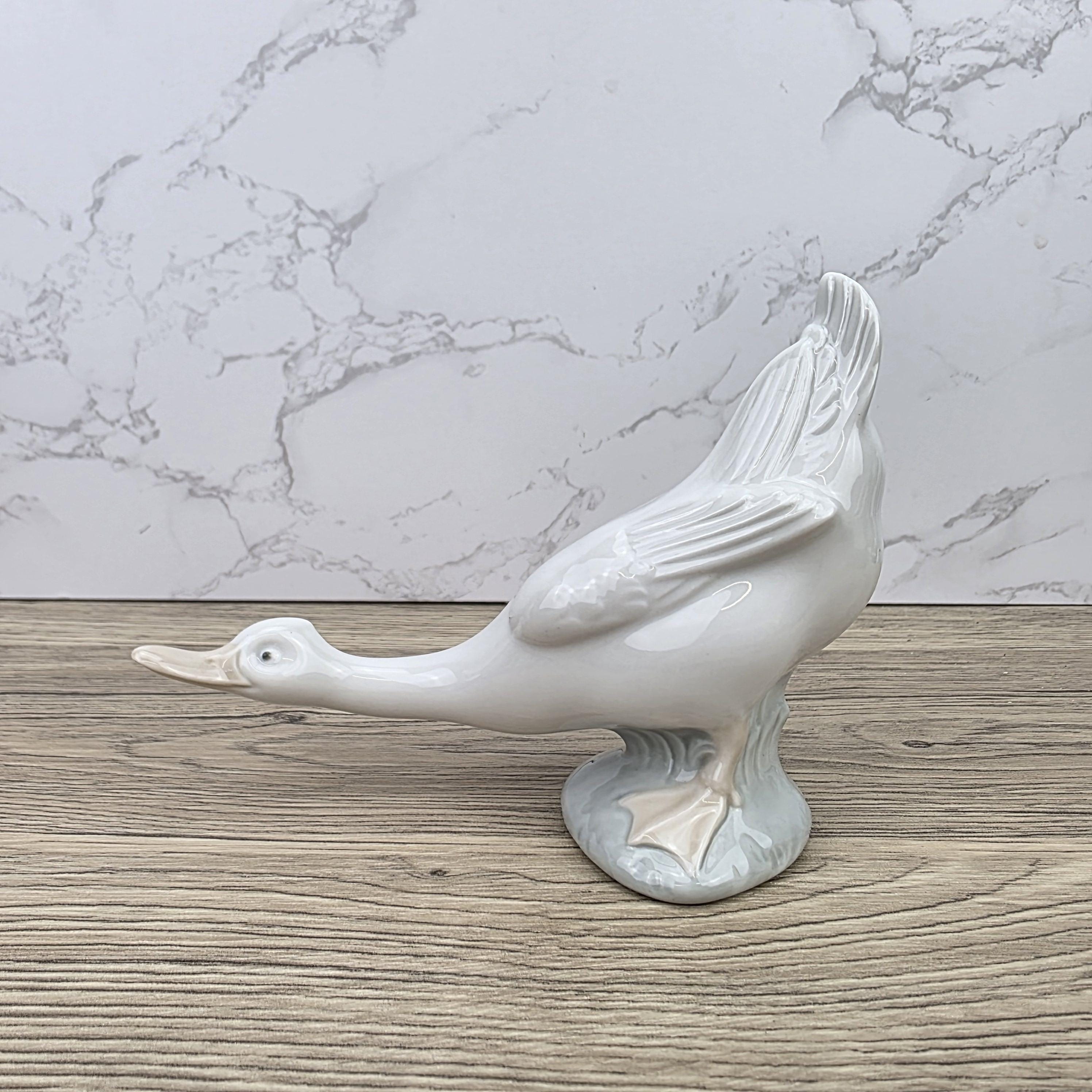 Nao by Lladró Porcelain Swan Figurine Made in Spain | Vintage Bird Sculpture Decor Piece