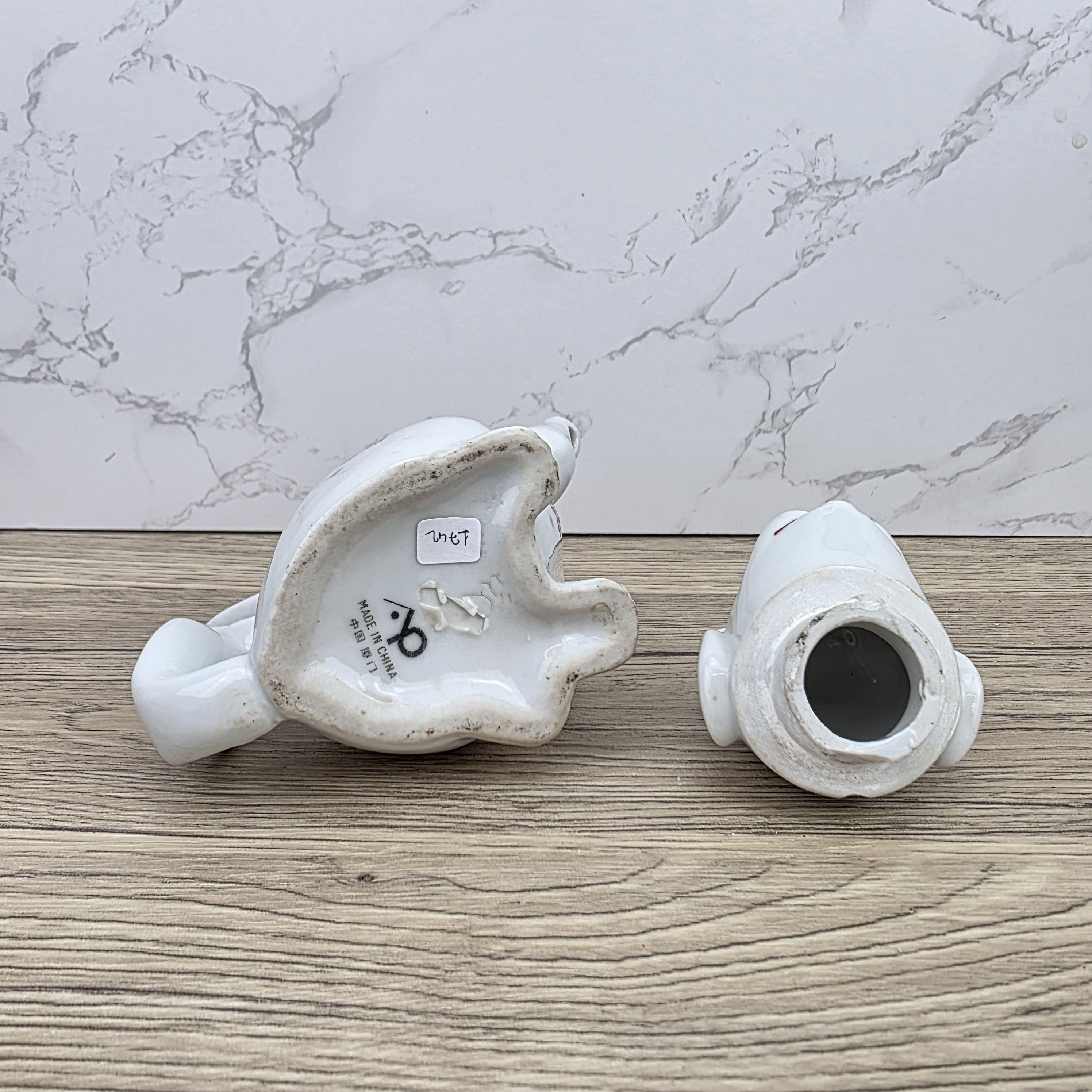 Ceramic Dog Teapot White Animal Teapot Vintage Kitchen Decor Collectible Novelty Teaware Display Piece