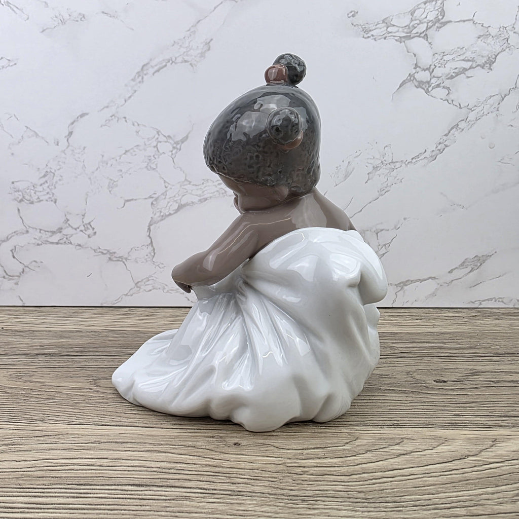 NAO Porcelain Girl Figurine Model 1365 | Handmade Valencia Spain | Late 20th Century Collectible Sculpture