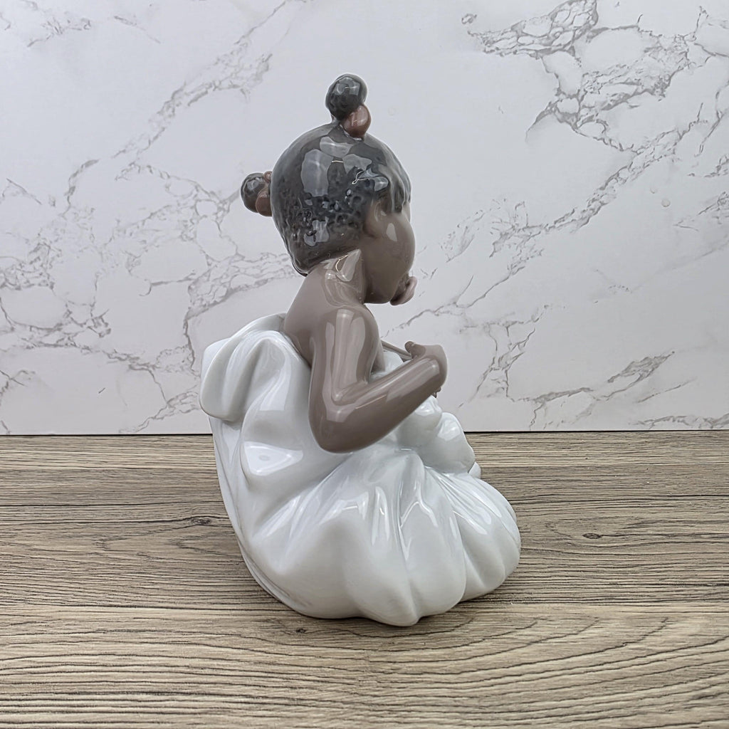 NAO Porcelain Girl Figurine Model 1365 | Handmade Valencia Spain | Late 20th Century Collectible Sculpture