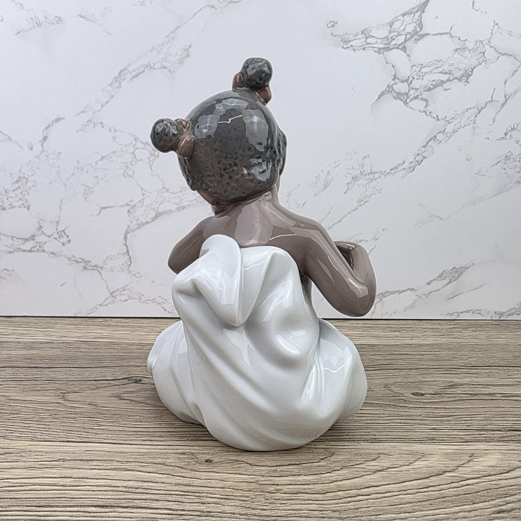 NAO Porcelain Girl Figurine Model 1365 | Handmade Valencia Spain | Late 20th Century Collectible Sculpture