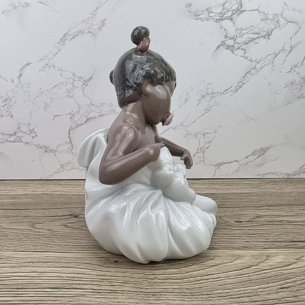 NAO Porcelain Girl Figurine Model 1365 | Handmade Valencia Spain | Late 20th Century Collectible Sculpture