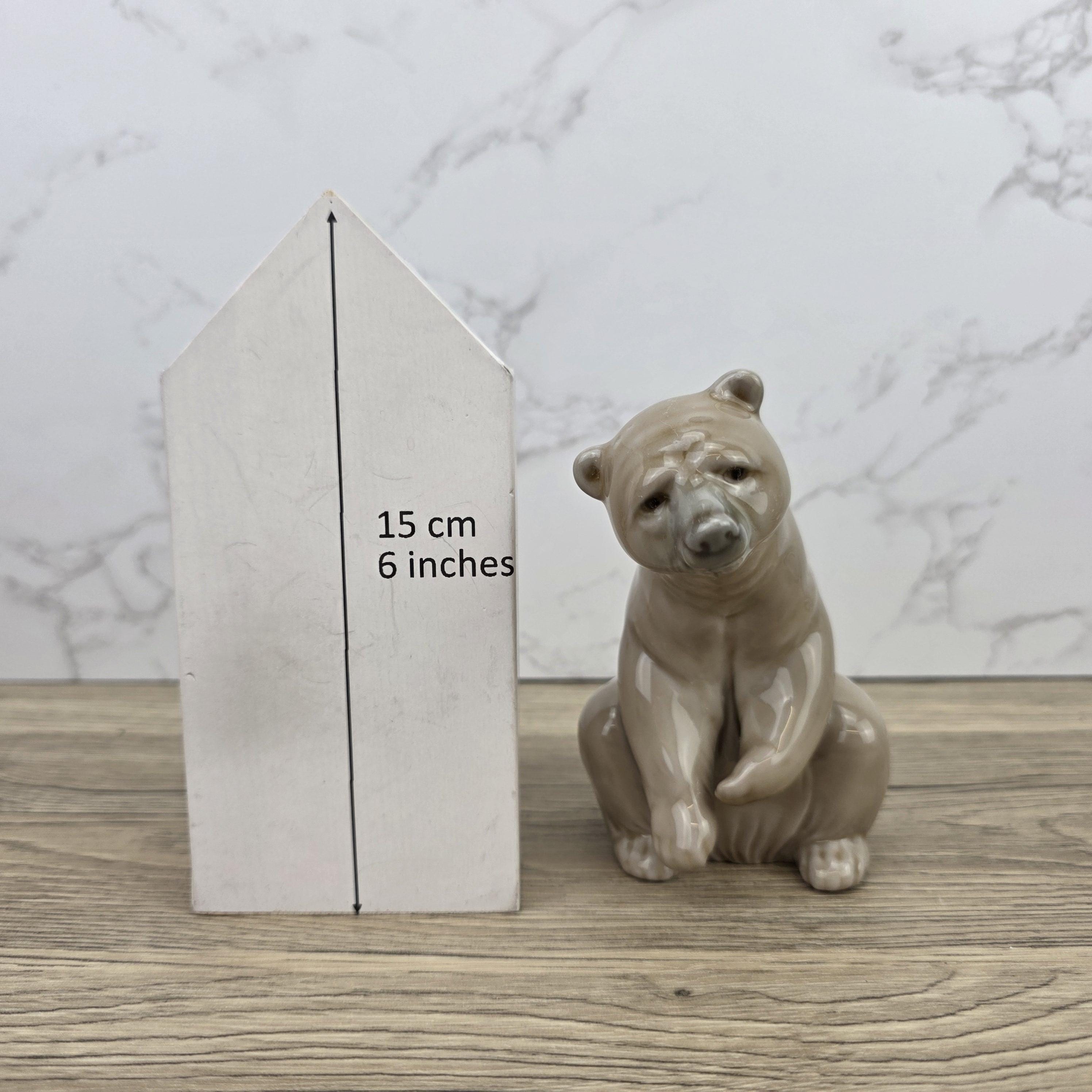 Lladro Polar Bear Porcelain Figurine A-161 | Hand Made in Spain | Vintage Wildlife Decor 1970s