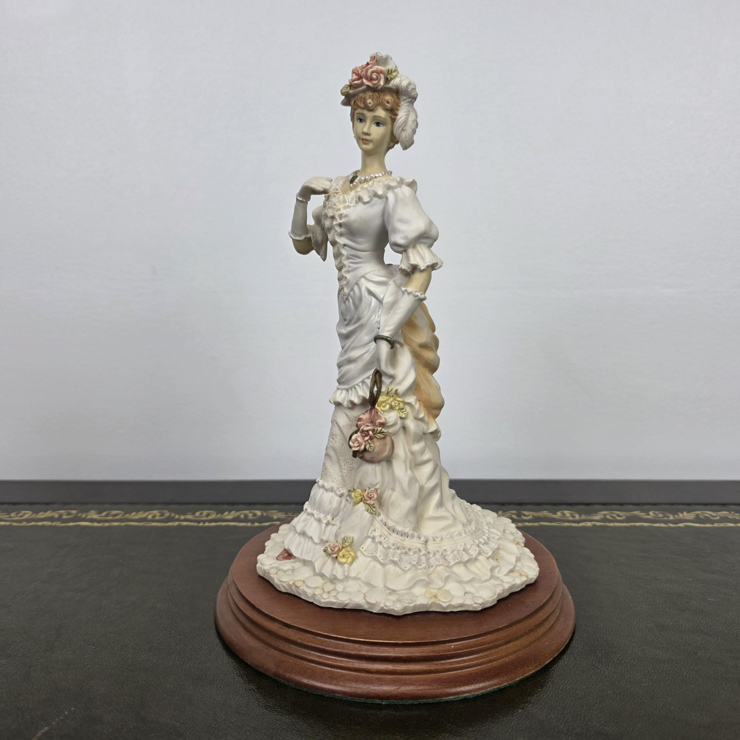 Victorian Lady Resin Figurine Sunday Stroll Leonardo Collection 1994 | Collectible Display Home Vintage Decor