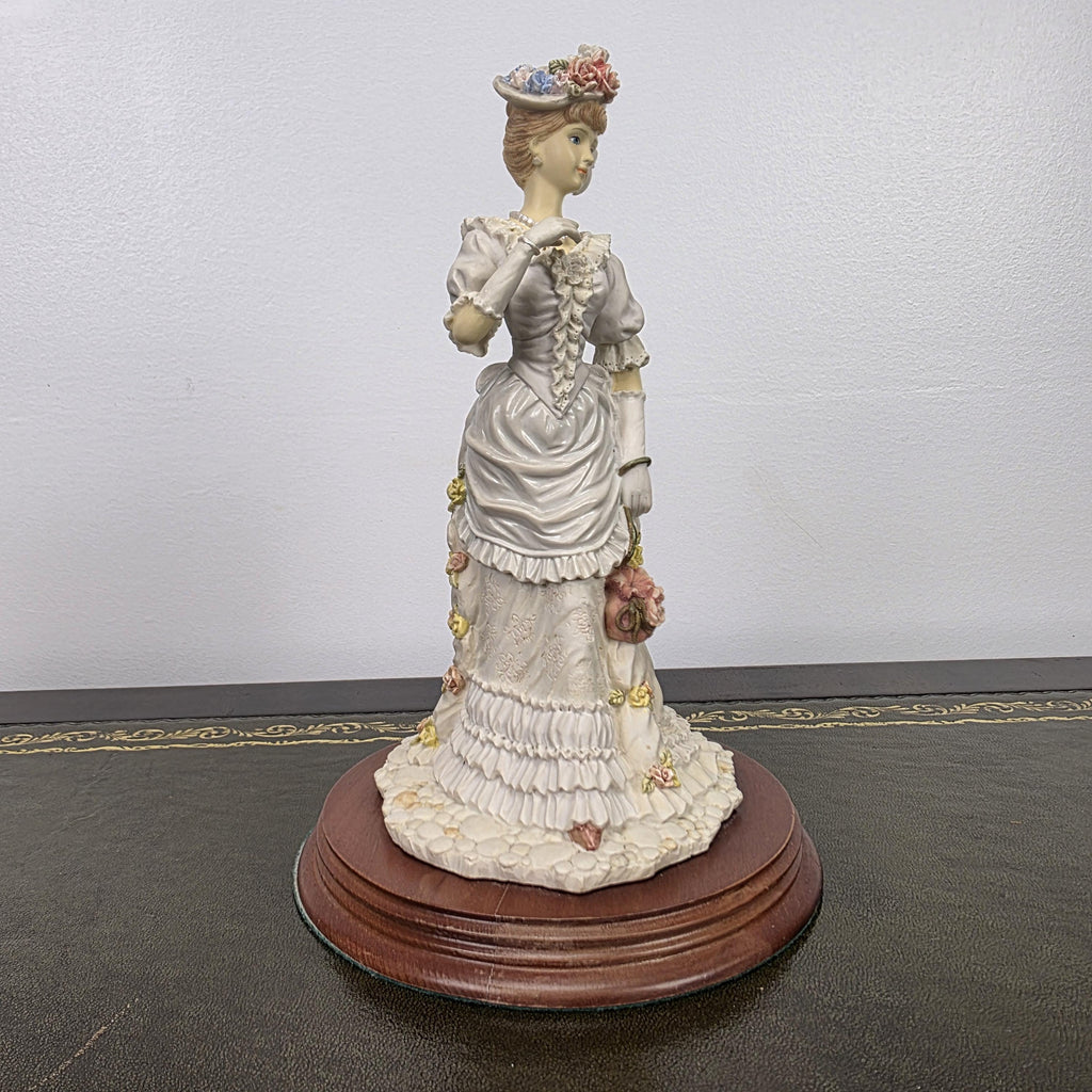 Victorian Lady Resin Figurine Sunday Stroll Leonardo Collection 1994 | Collectible Display Home Vintage Decor