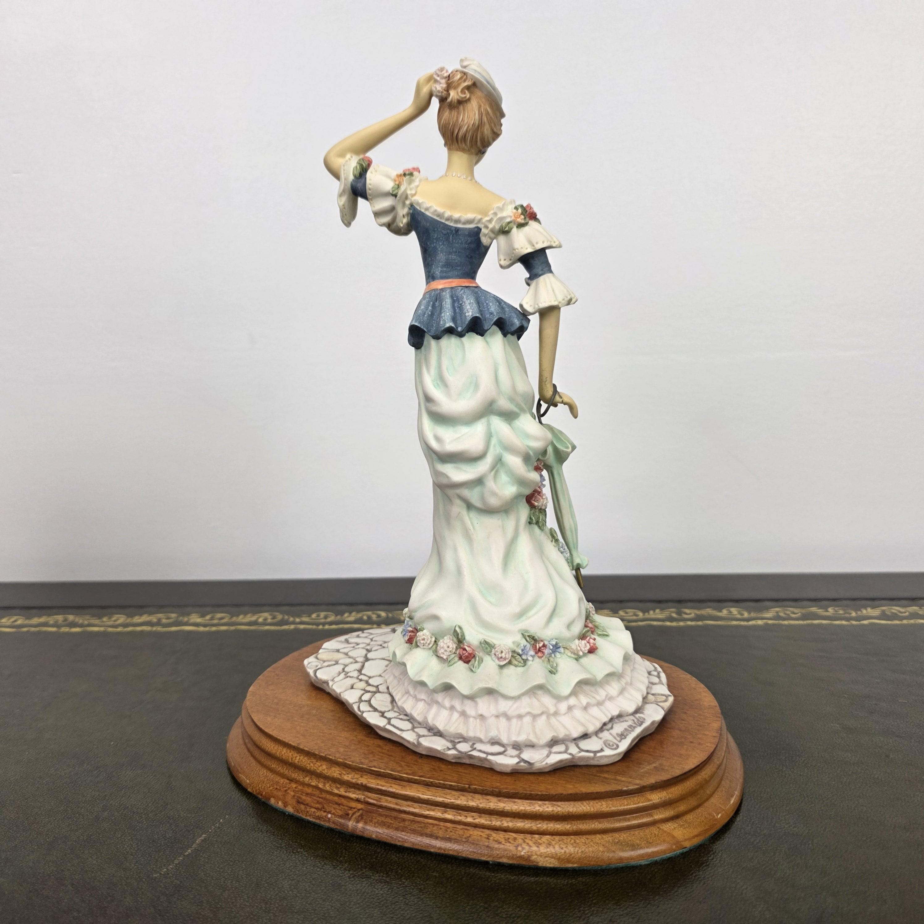 Victorian Lady Resin Figurine True Poise Leonardo Collection 1995 | Collectible Display Home Vintage Decor