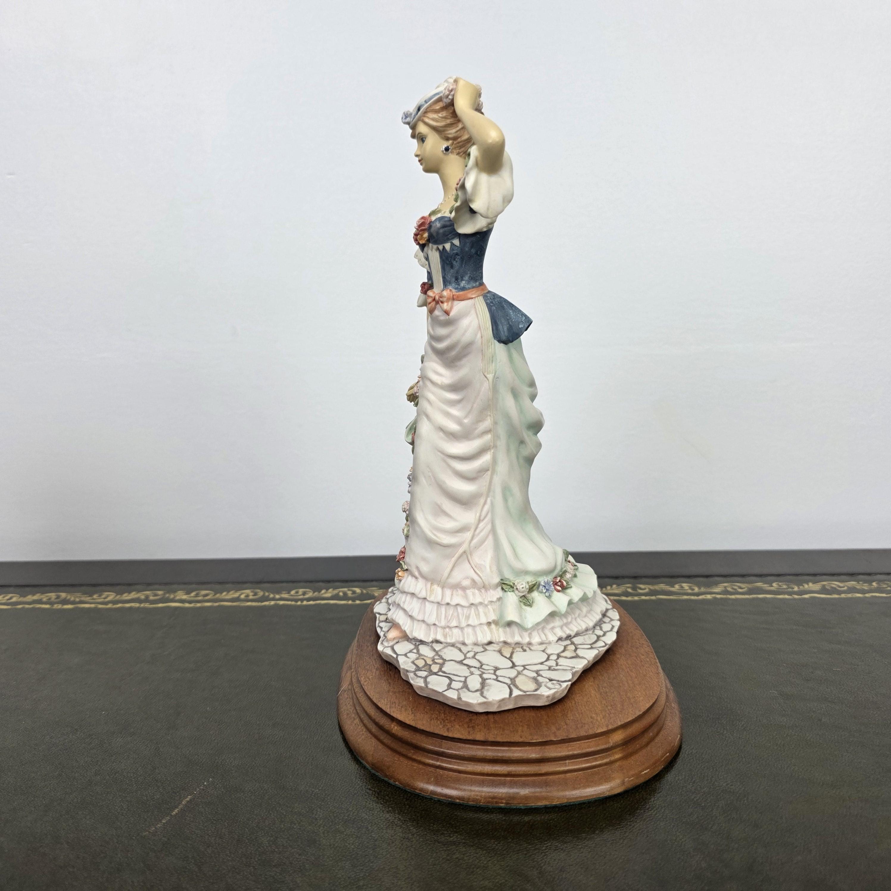 Victorian Lady Resin Figurine True Poise Leonardo Collection 1995 | Collectible Display Home Vintage Decor