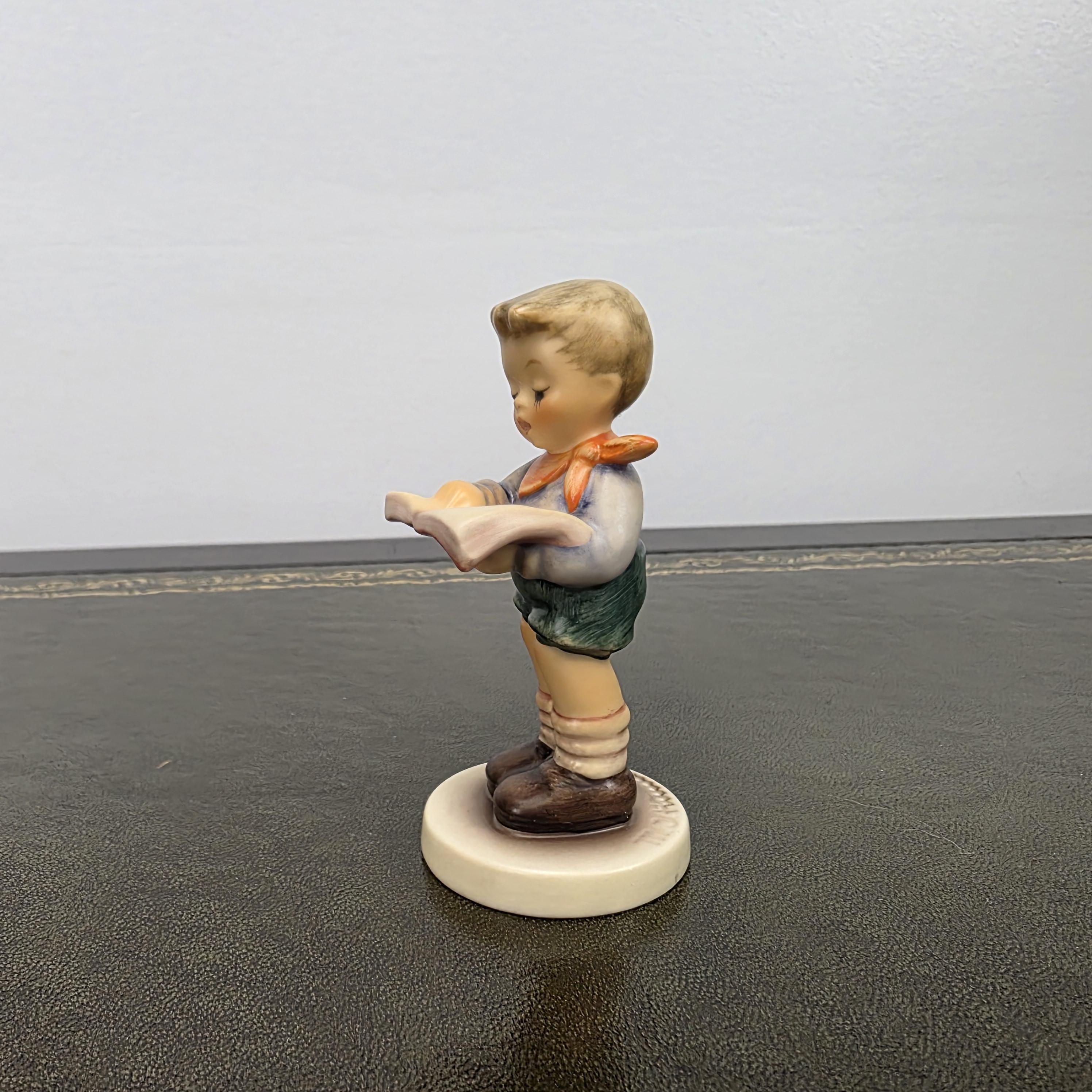 Goebel Hummel Club Reading Child Figurine 2087/B | 1999 German Porcelain Collector Display Piece