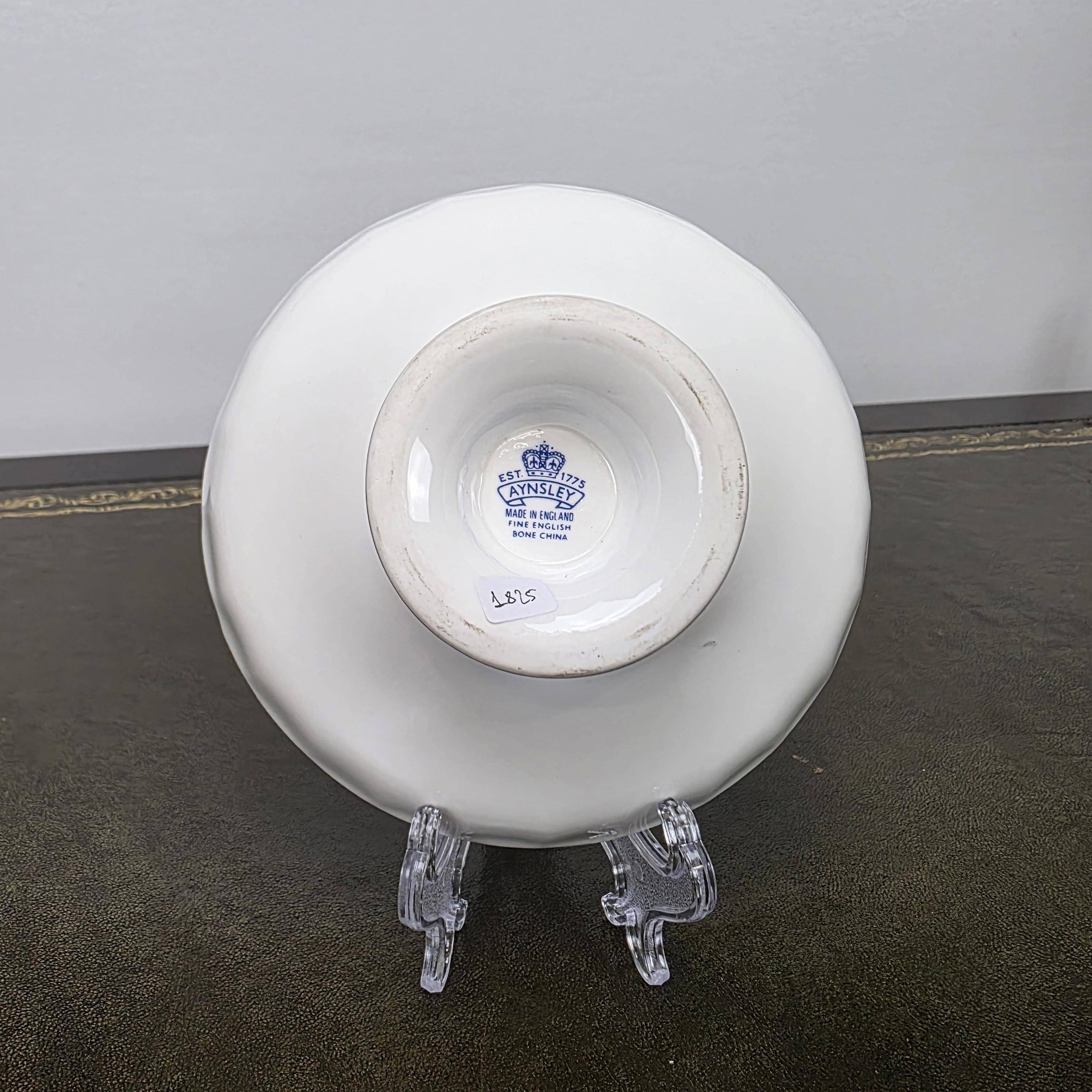 Aynsley Royal Dish Fine Bone China Queen Elizabeth II 60th Birthday England 1986 Collectible