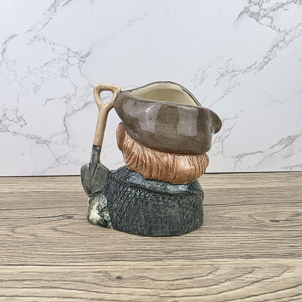 Toby Character Jug The Gardener D6634 by Royal Doulton | 1972 England | Hand Painted Mug