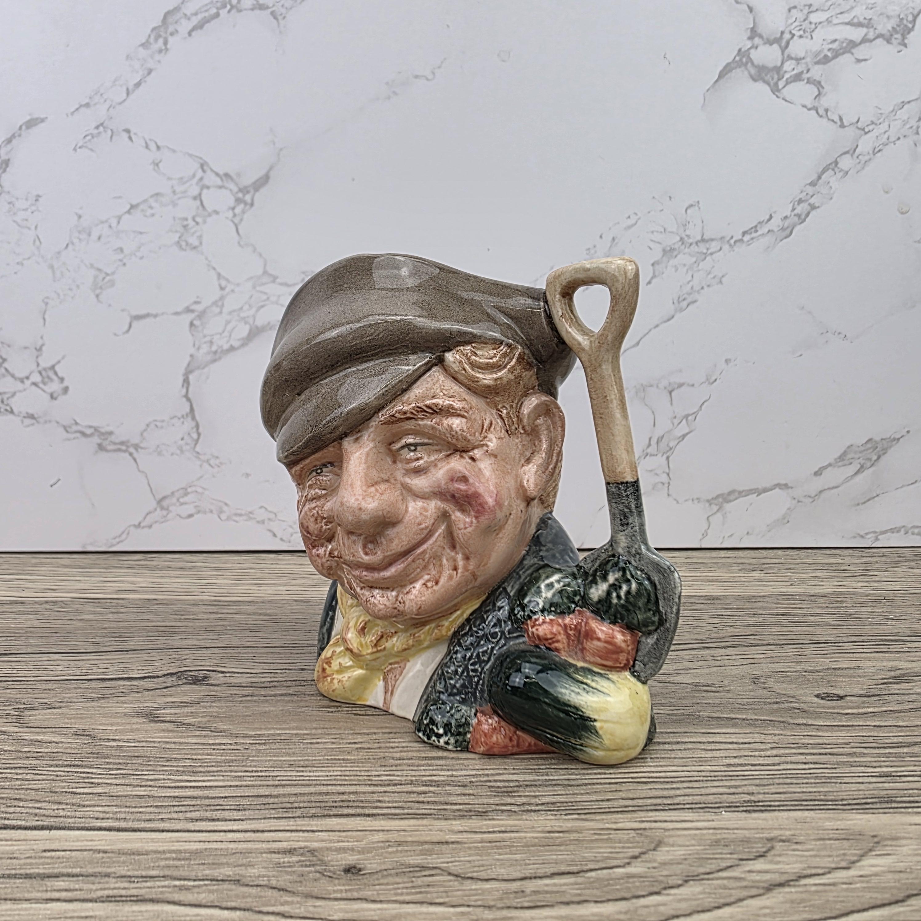 Toby Character Jug The Gardener D6634 by Royal Doulton | 1972 England | Hand Painted Mug