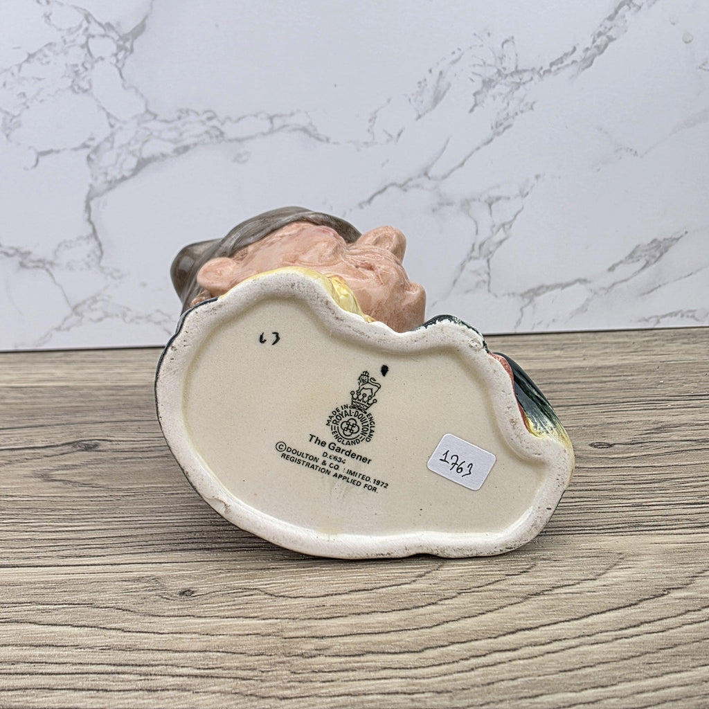 Toby Character Jug The Gardener D6634 by Royal Doulton | 1972 England | Hand Painted Mug