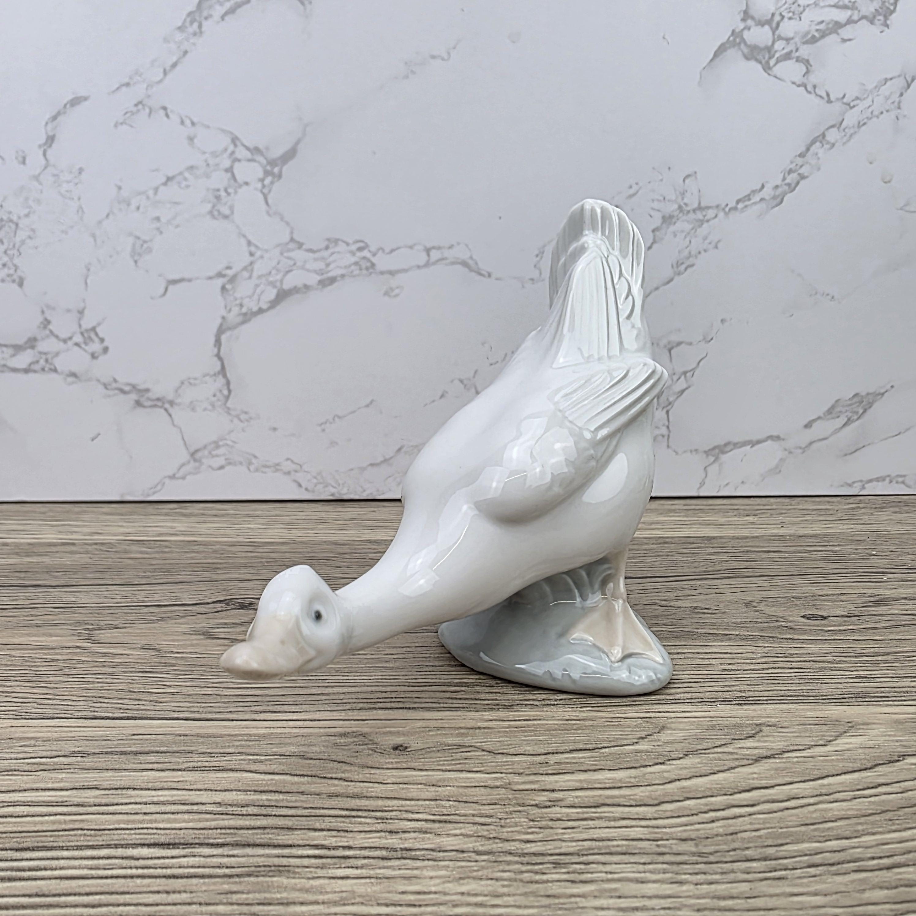 Nao by Lladró Porcelain Swan Figurine Made in Spain | Vintage Bird Sculpture Decor Piece