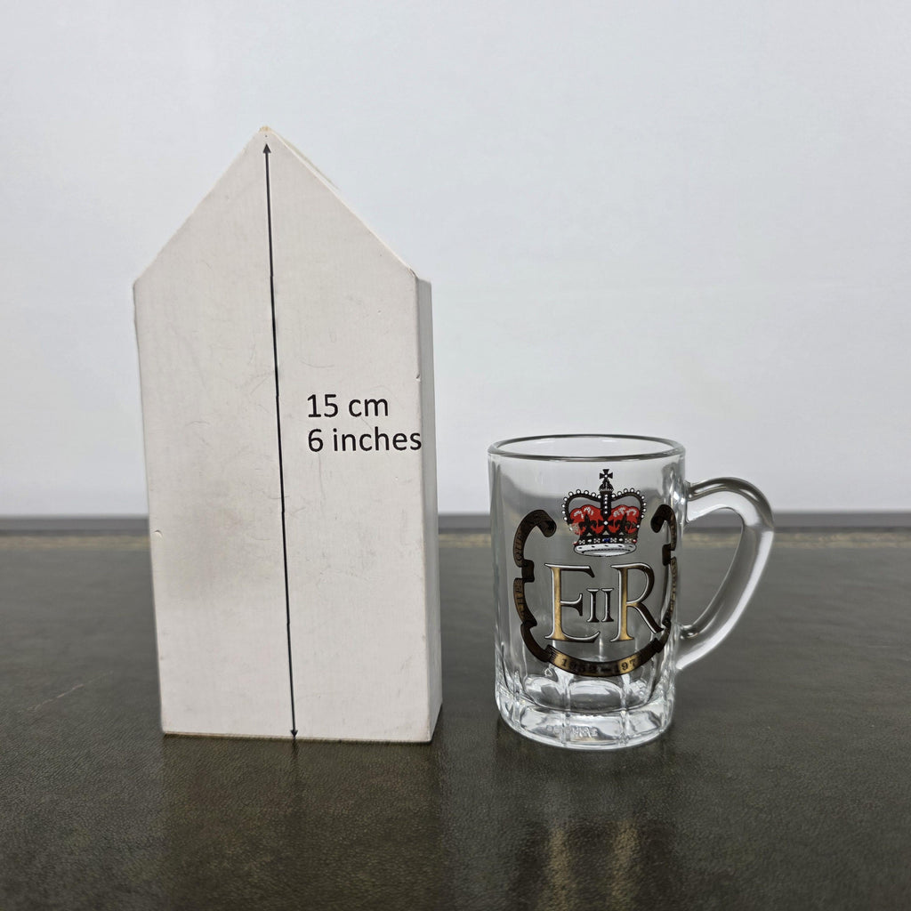Vintage Queen Elizabeth II Silver Jubilee Glass Mug 1977 Commemorative Espresso Cup 1952-1977