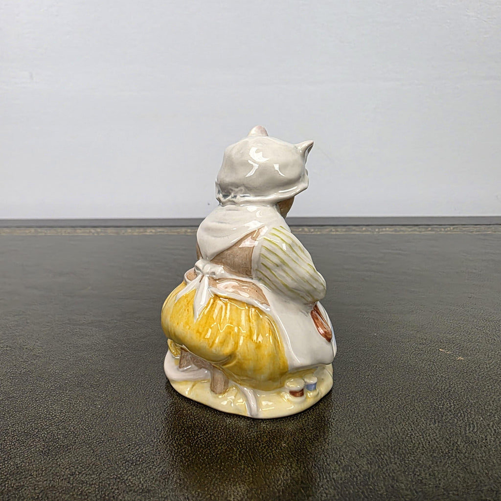 Royal Doulton Brambly Hedge Lily Weaver Mouse Figurine | 1988 Porcelain Collectible