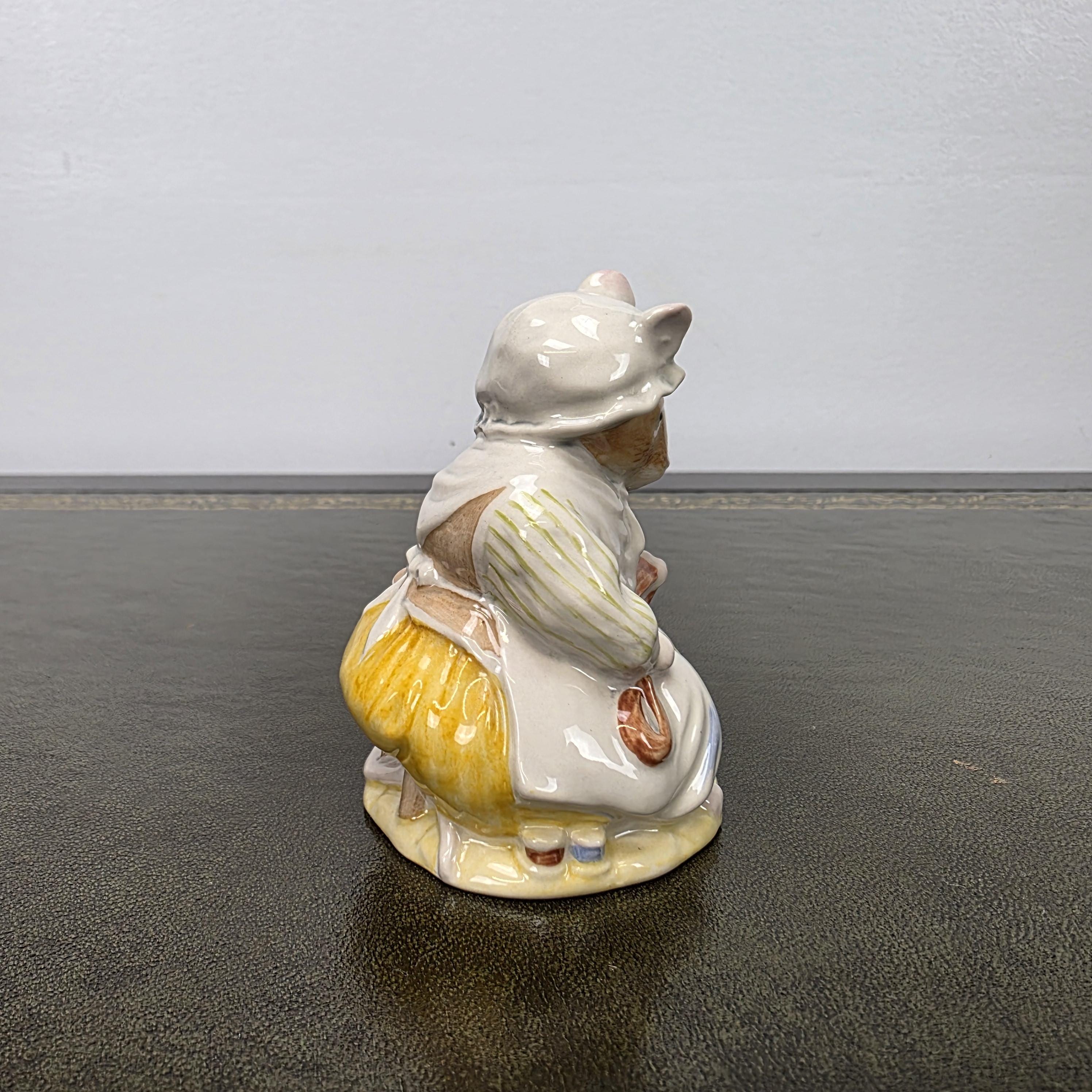 Royal Doulton Brambly Hedge Lily Weaver Mouse Figurine | 1988 Porcelain Collectible