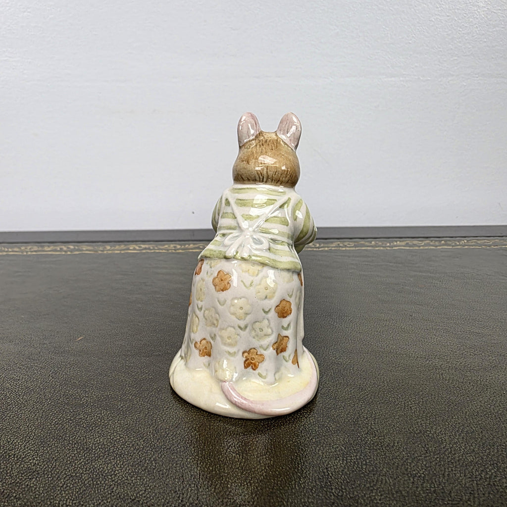 Royal Doulton Brambly Hedge Figurine Mrs Toadflax DBH11 1985 Bone China Figure Collection Mouse