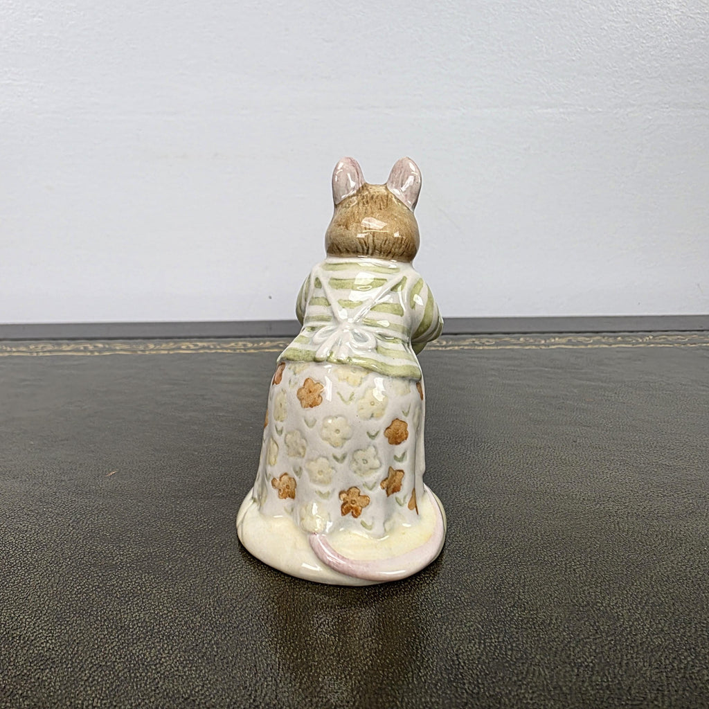 Royal Doulton Brambly Hedge Figurine Mrs Toadflax DBH11 1985 Bone China Figure Collection Mouse