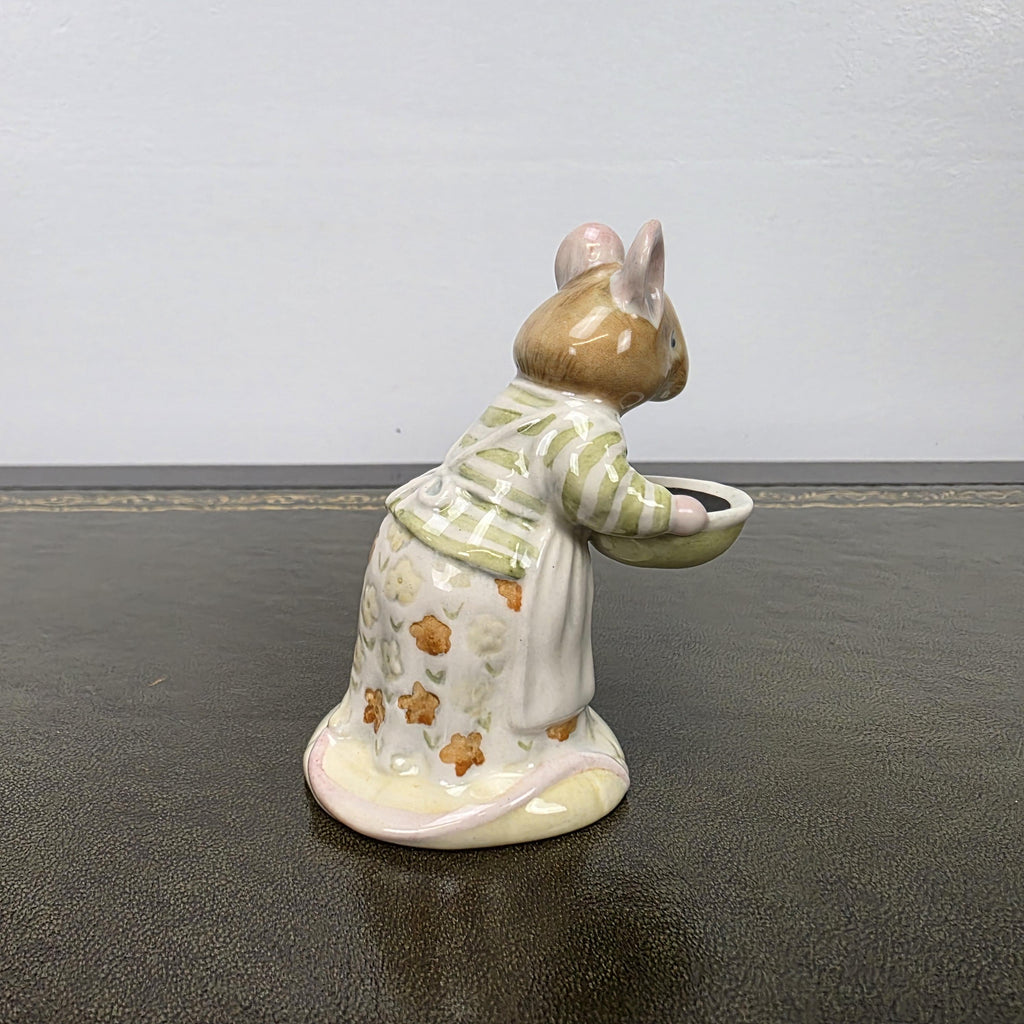 Royal Doulton Brambly Hedge Figurine Mrs Toadflax DBH11 1985 Bone China Figure Collection Mouse