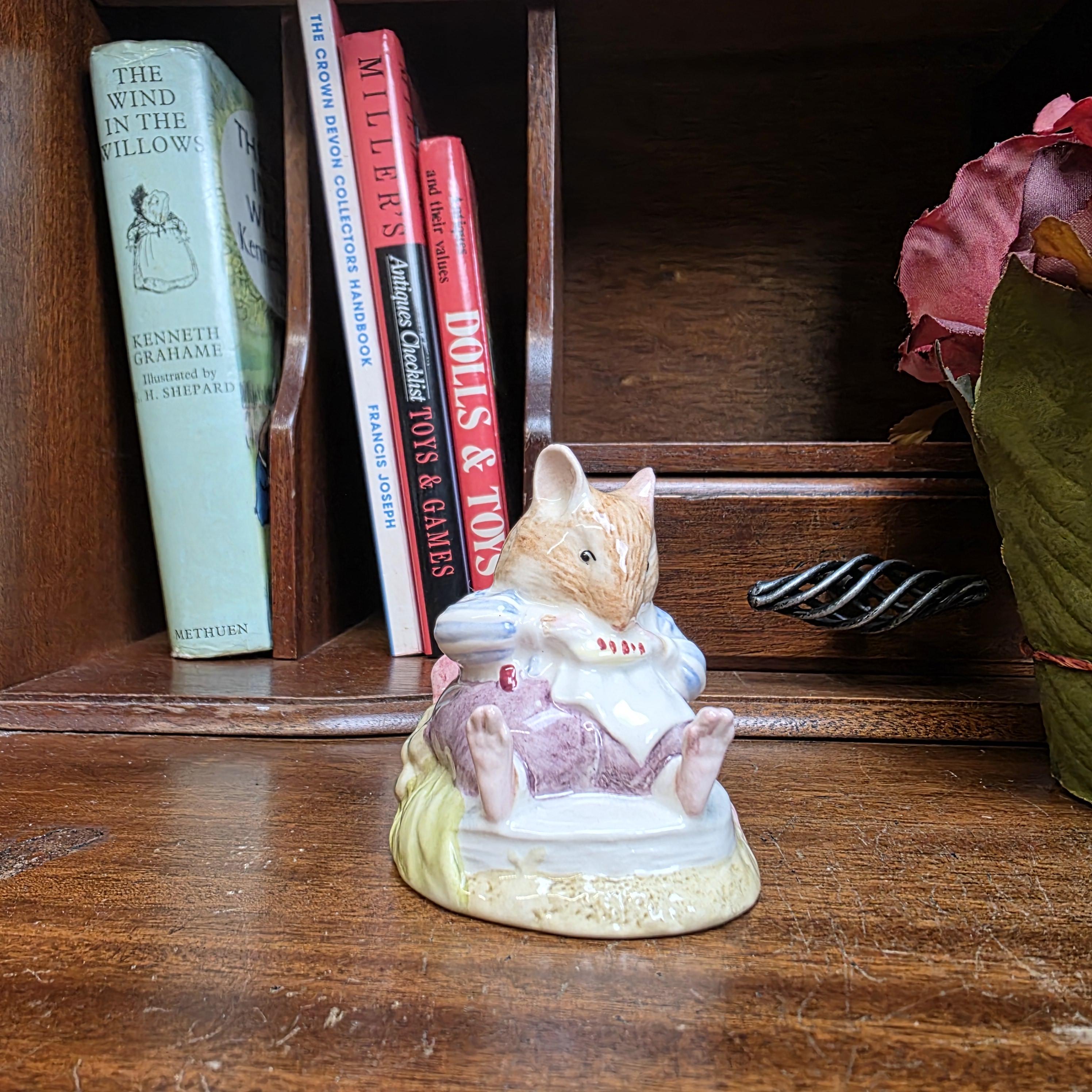 Royal Doulton Brambly Hedge Figurine Mr Toadflax DBH10 1983 Bone China Figure Mouse Ornament