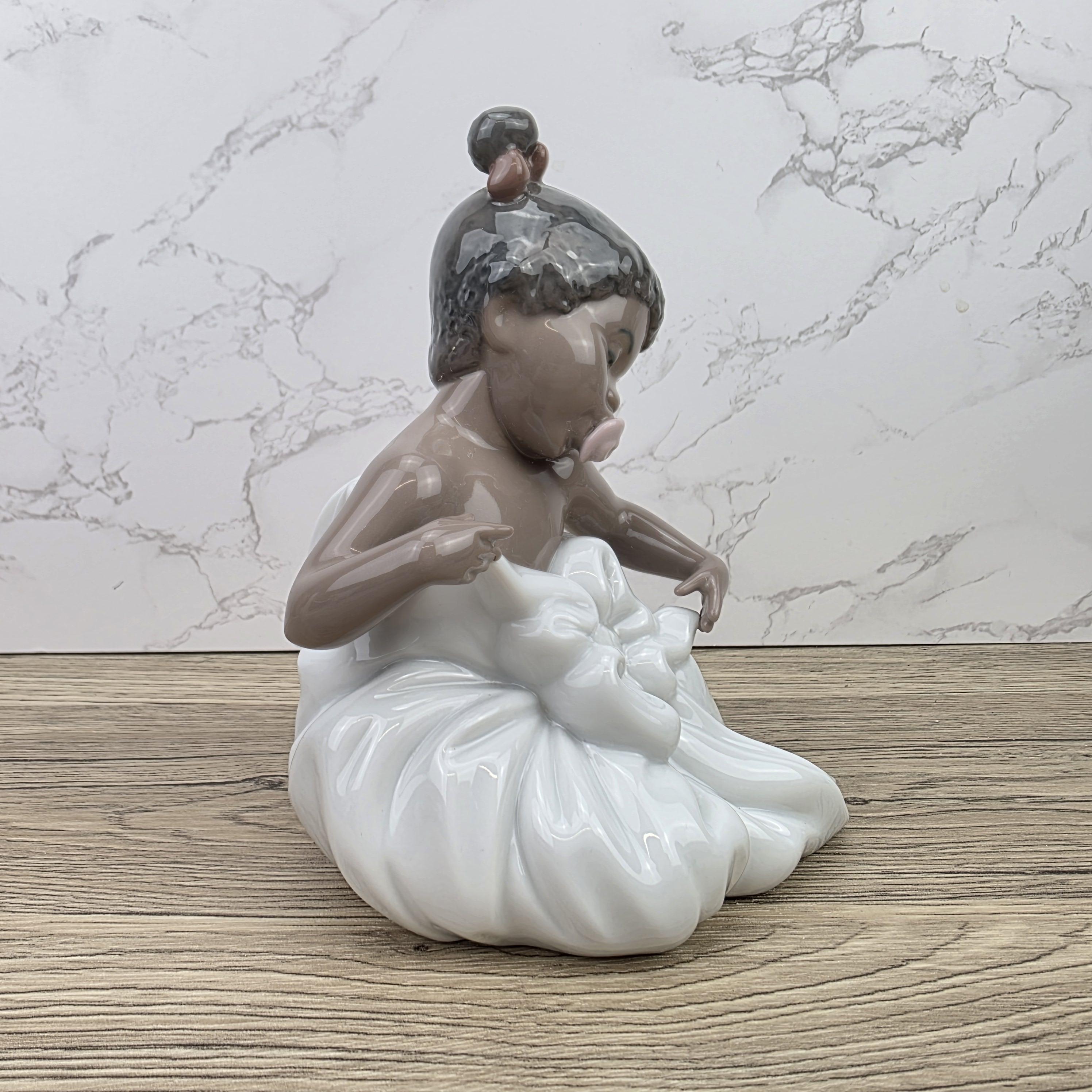 NAO Porcelain Girl Figurine Model 1365 | Handmade Valencia Spain | Late 20th Century Collectible Sculpture